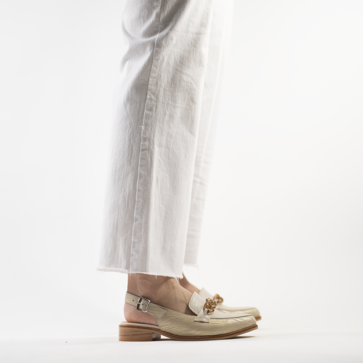 Aura Zeebra Marfil 5