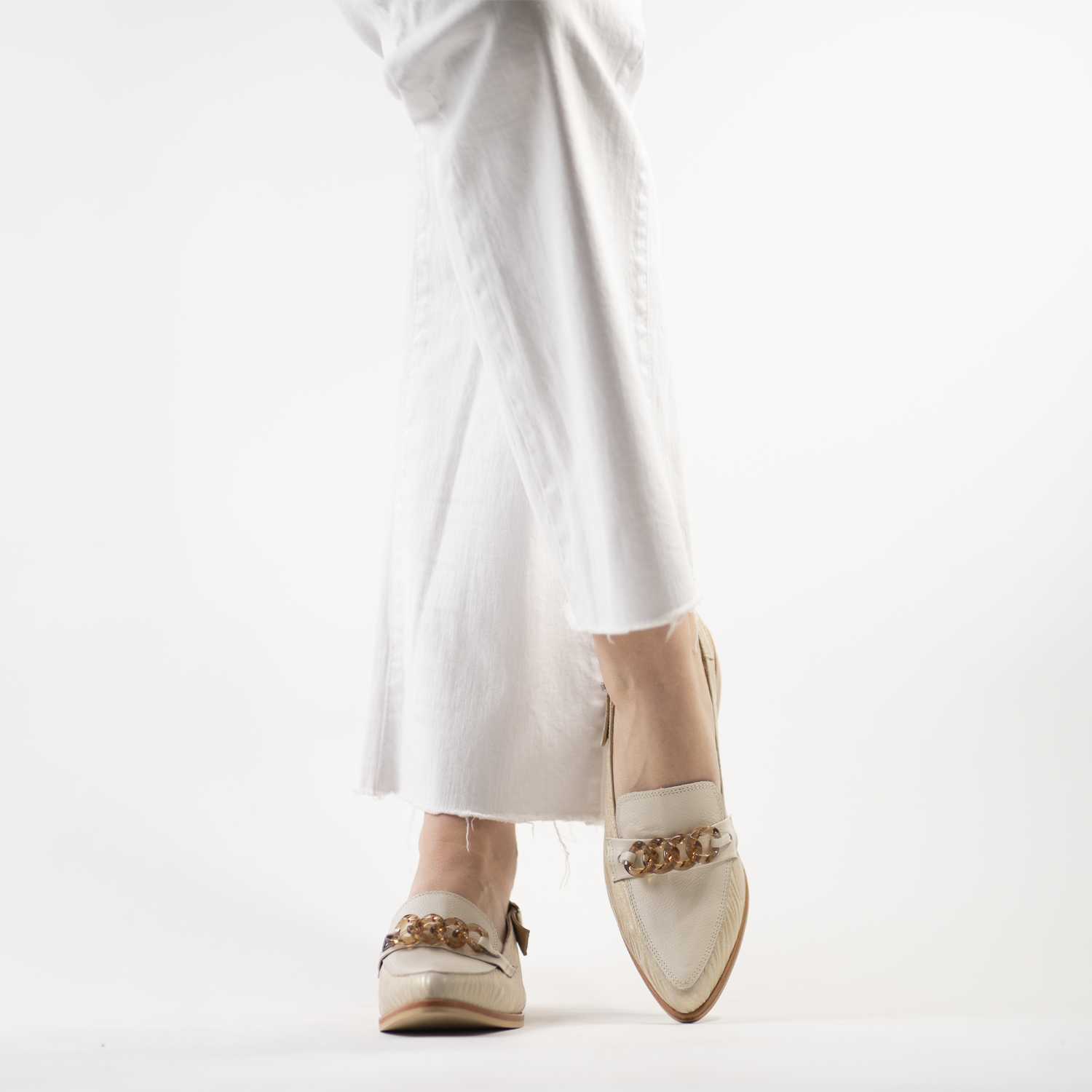 Aura Zeebra Marfil 10