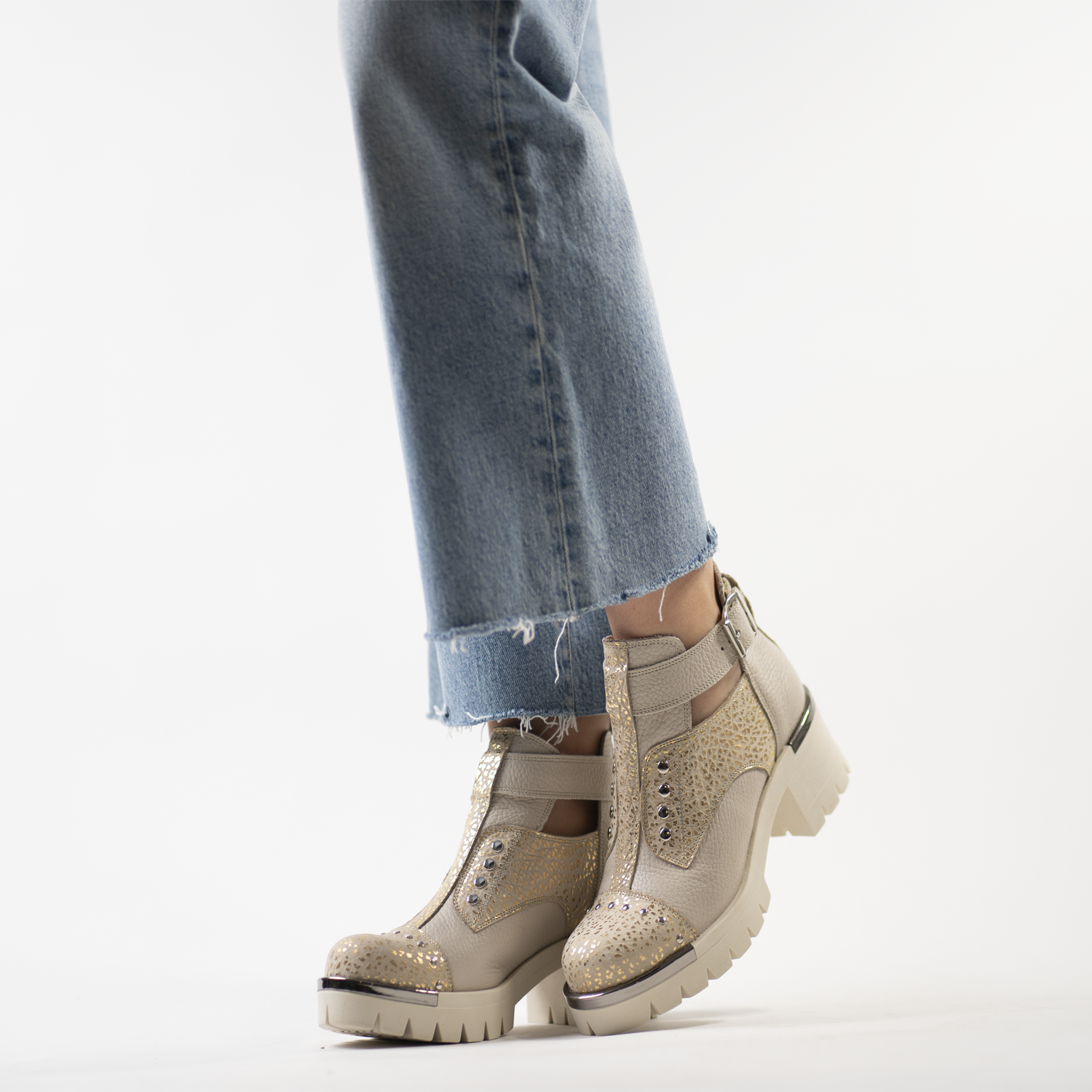 Letonia Tiza Gold 14