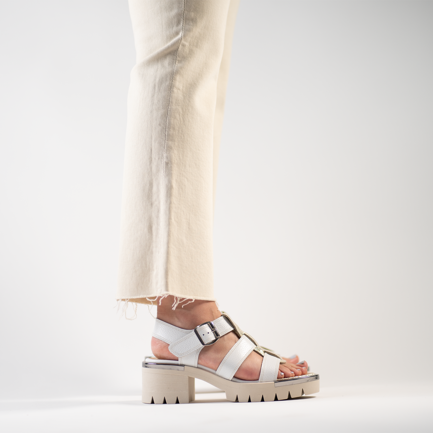 Simona Blanco Oro 11