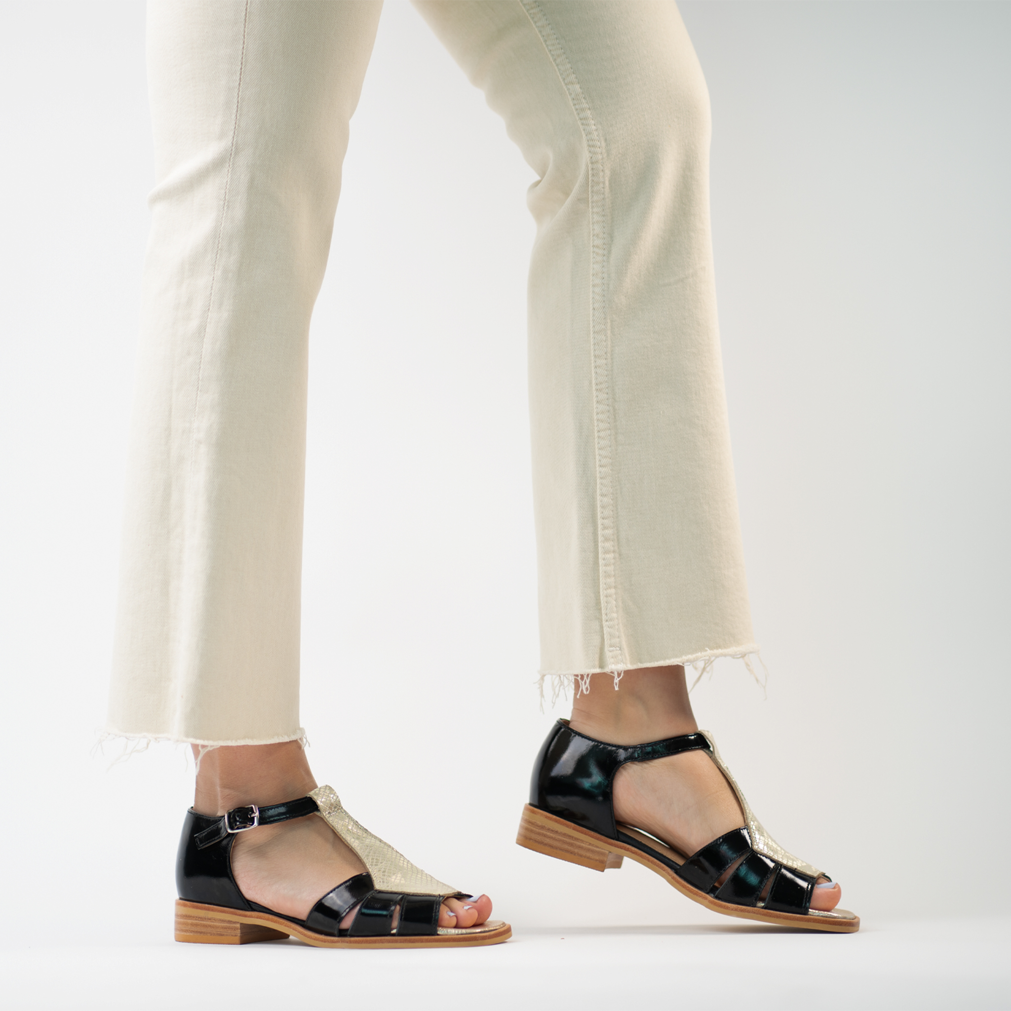 Jacinta Black Gold 2