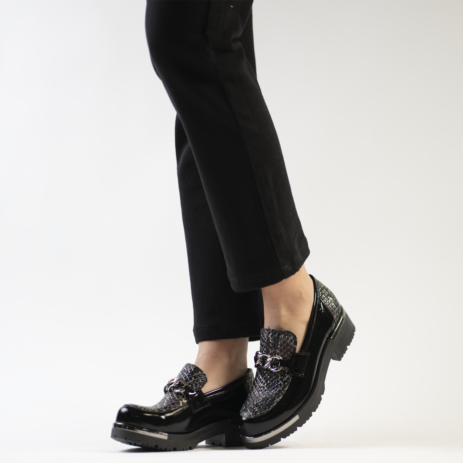 Lisboa Negro King Oro 8