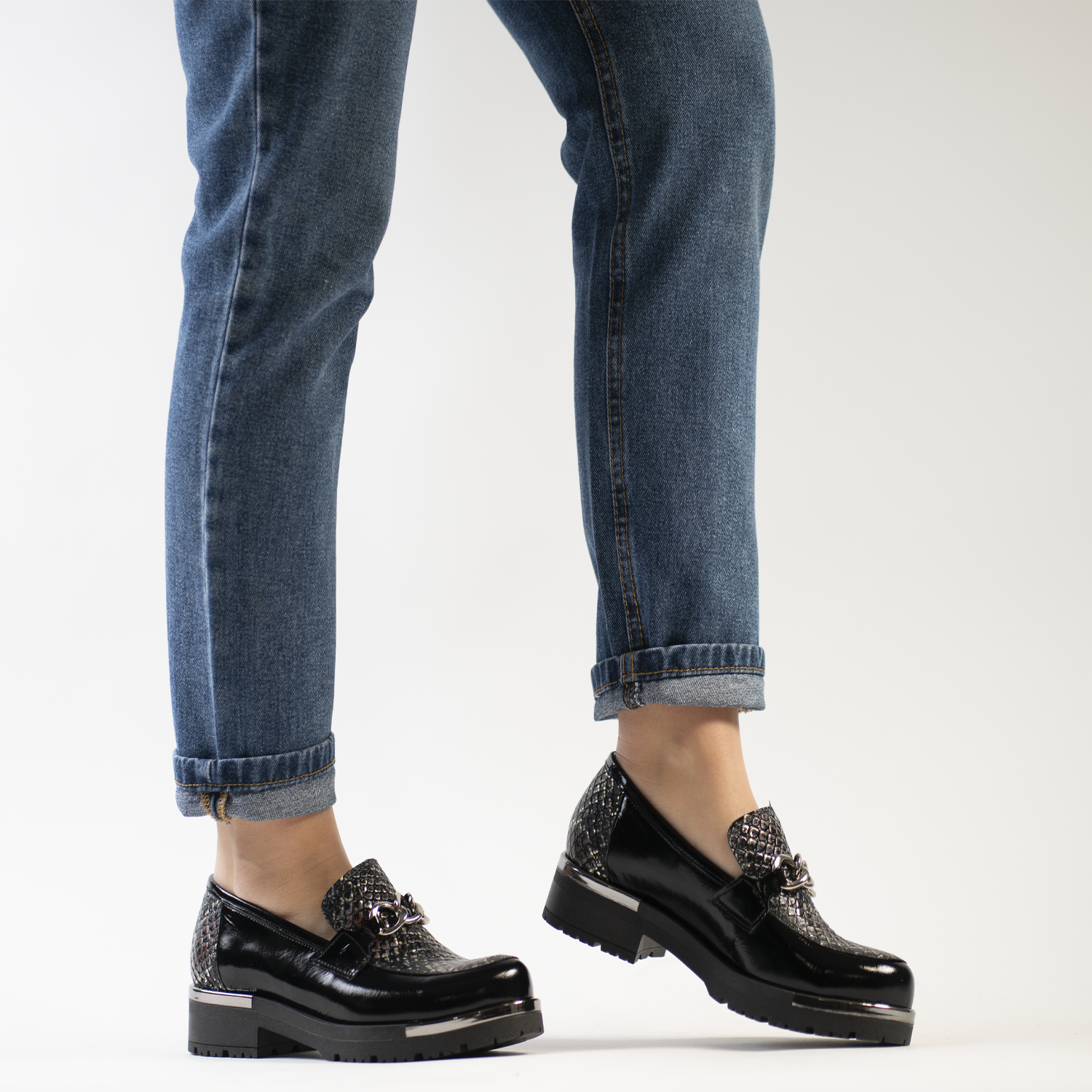 Lisboa Negro King Oro 15