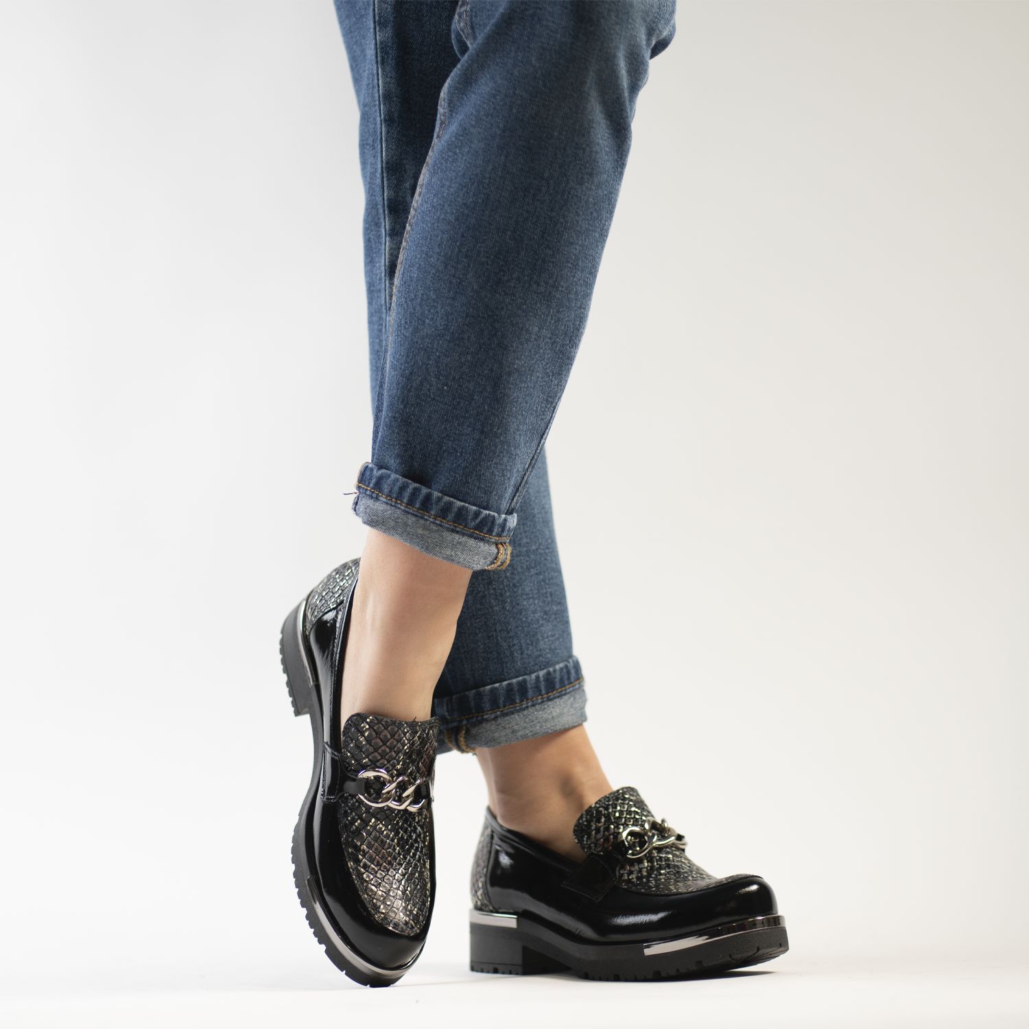 Lisboa Negro King Oro 16