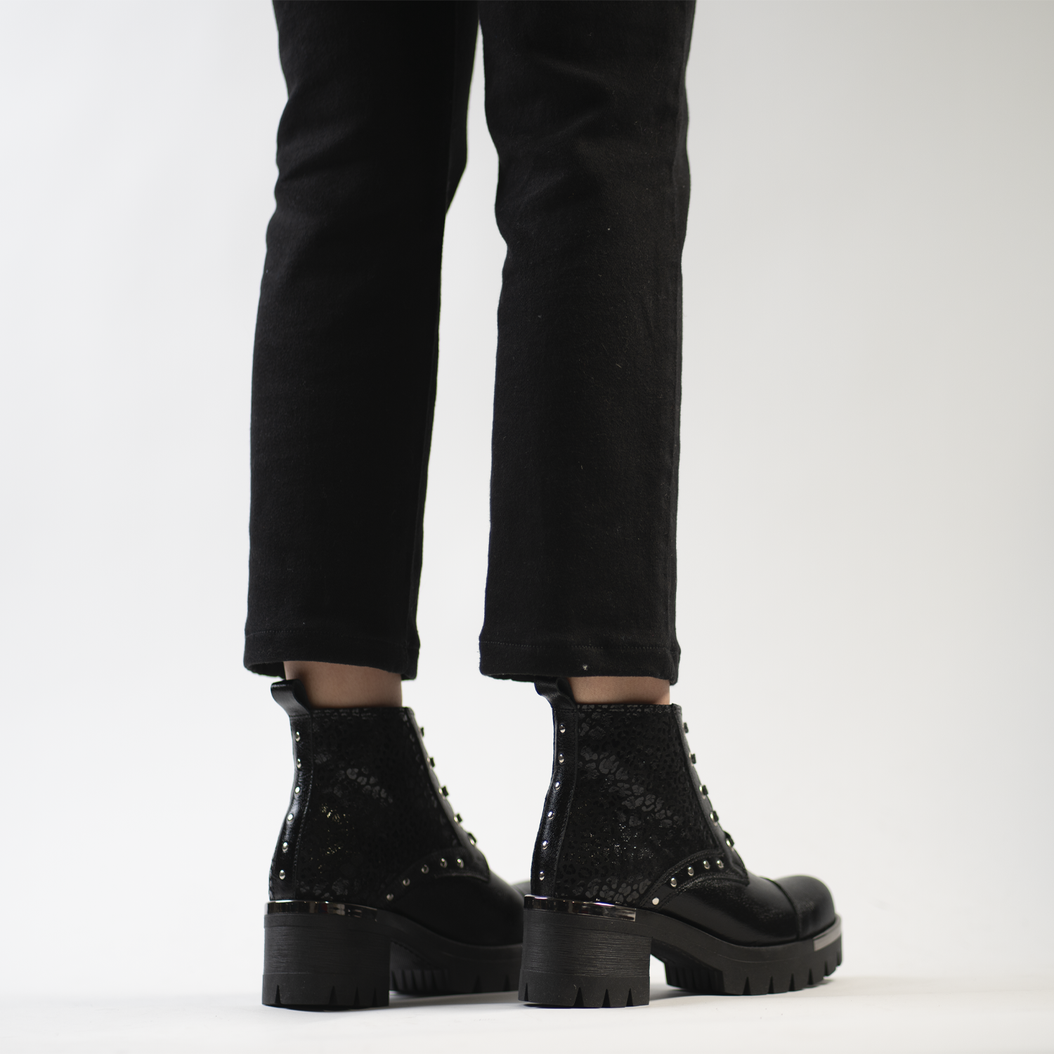 Matilda Negro Print 10