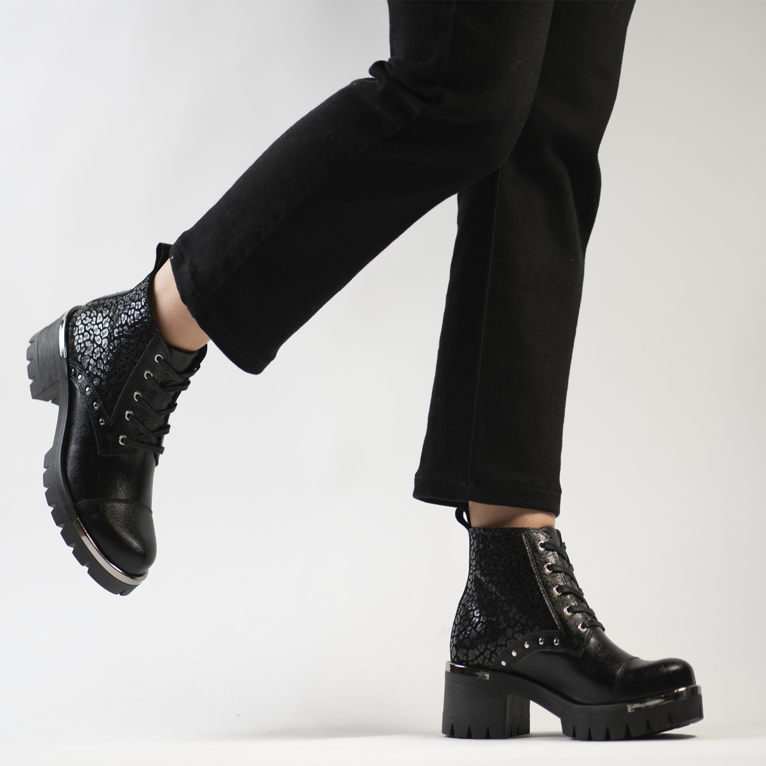 Matilda Negro Print 13