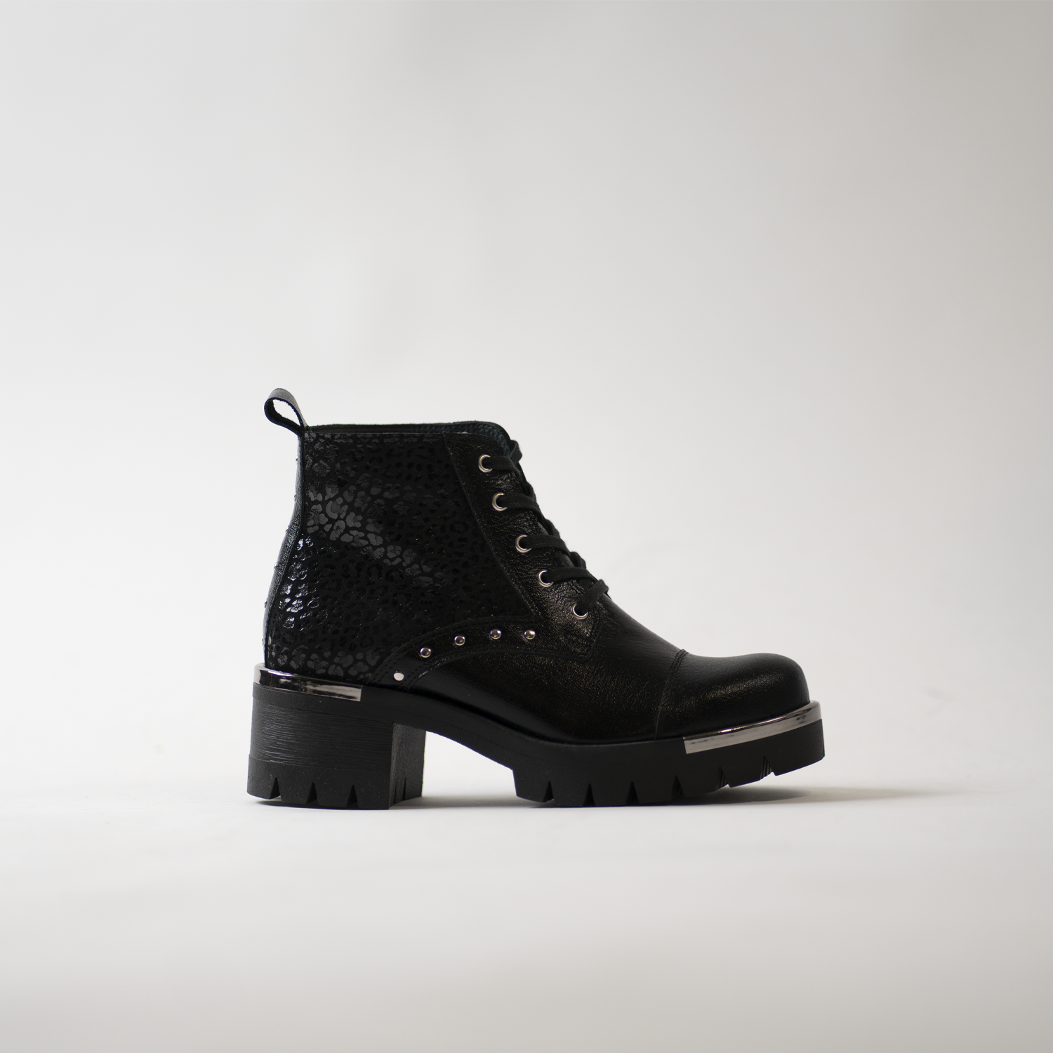 Matilda Negro Print 20