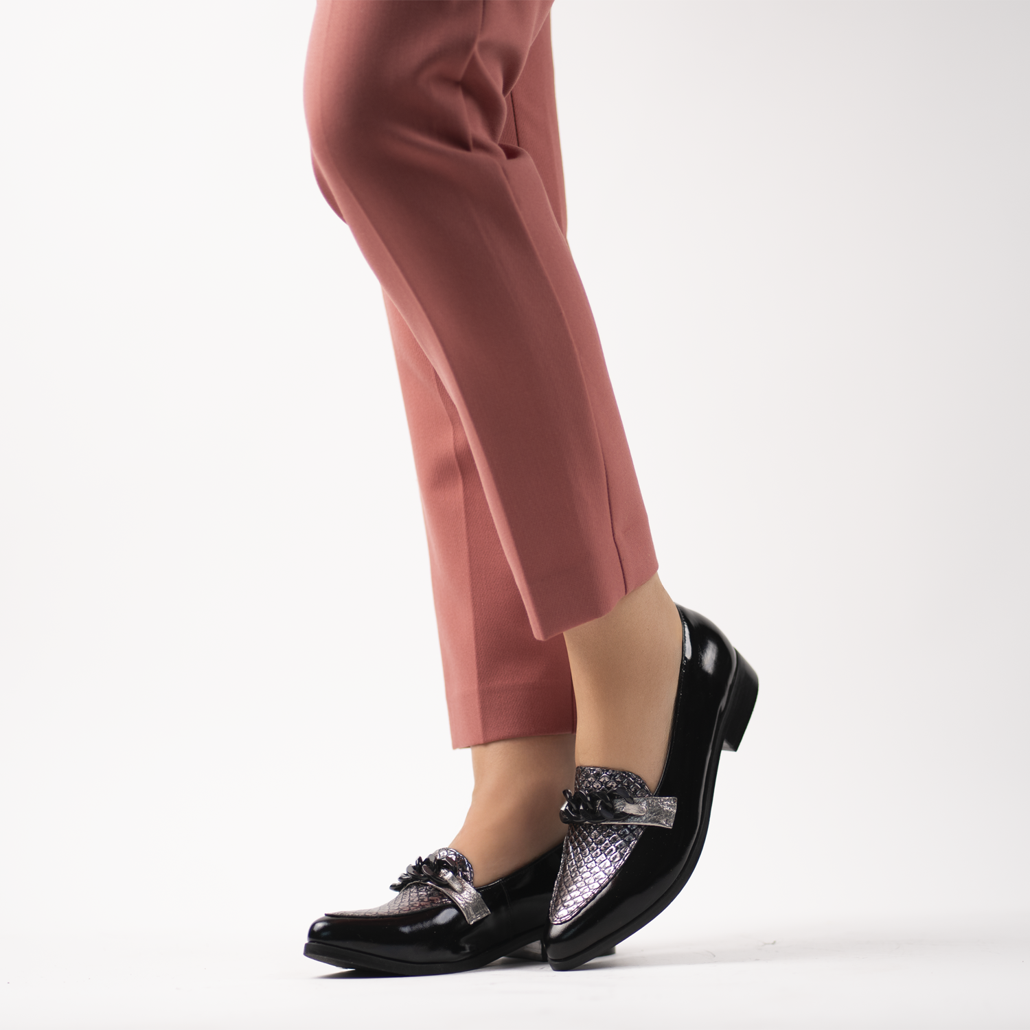 Aurora Dark Silver 11