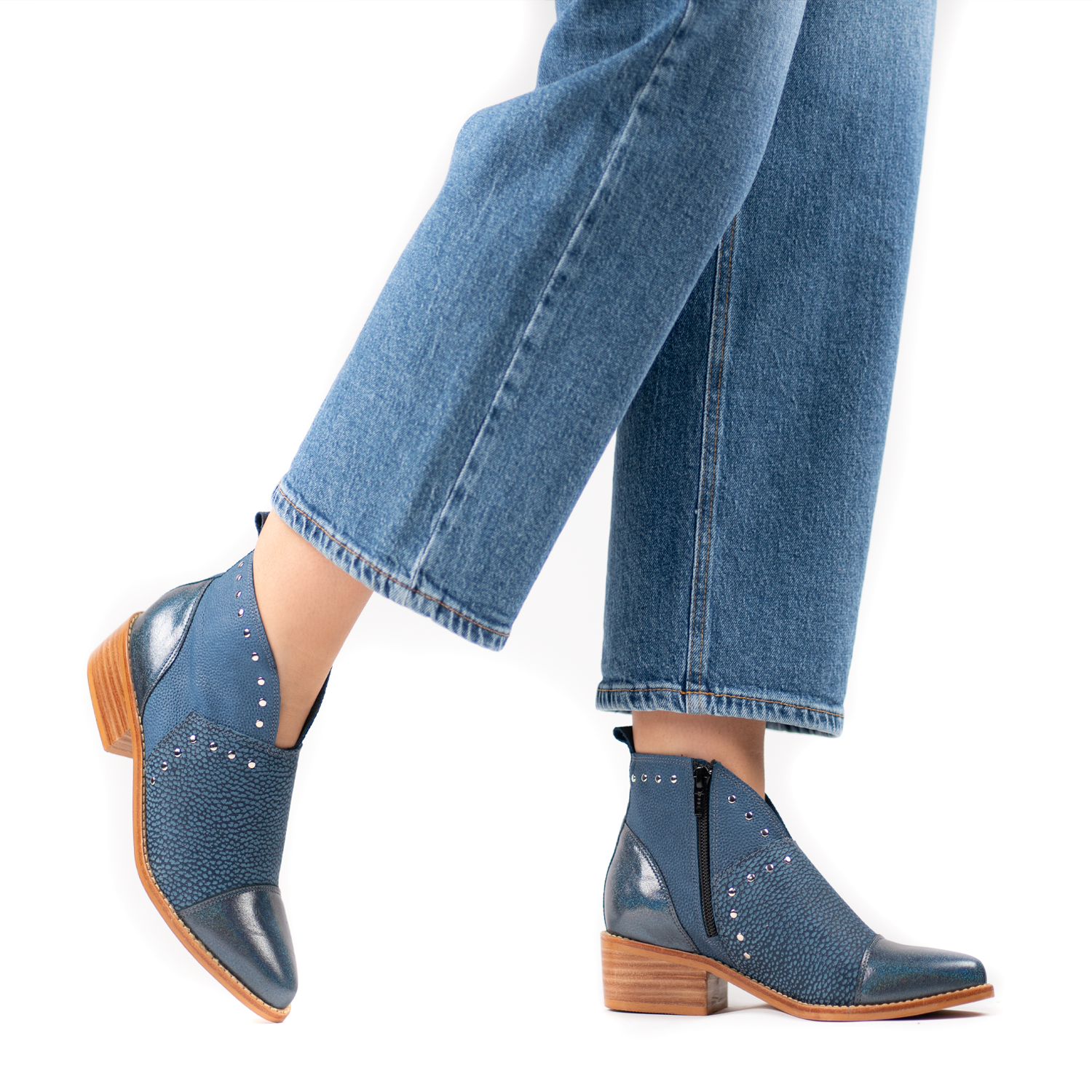 Luana Galactic Blue 1