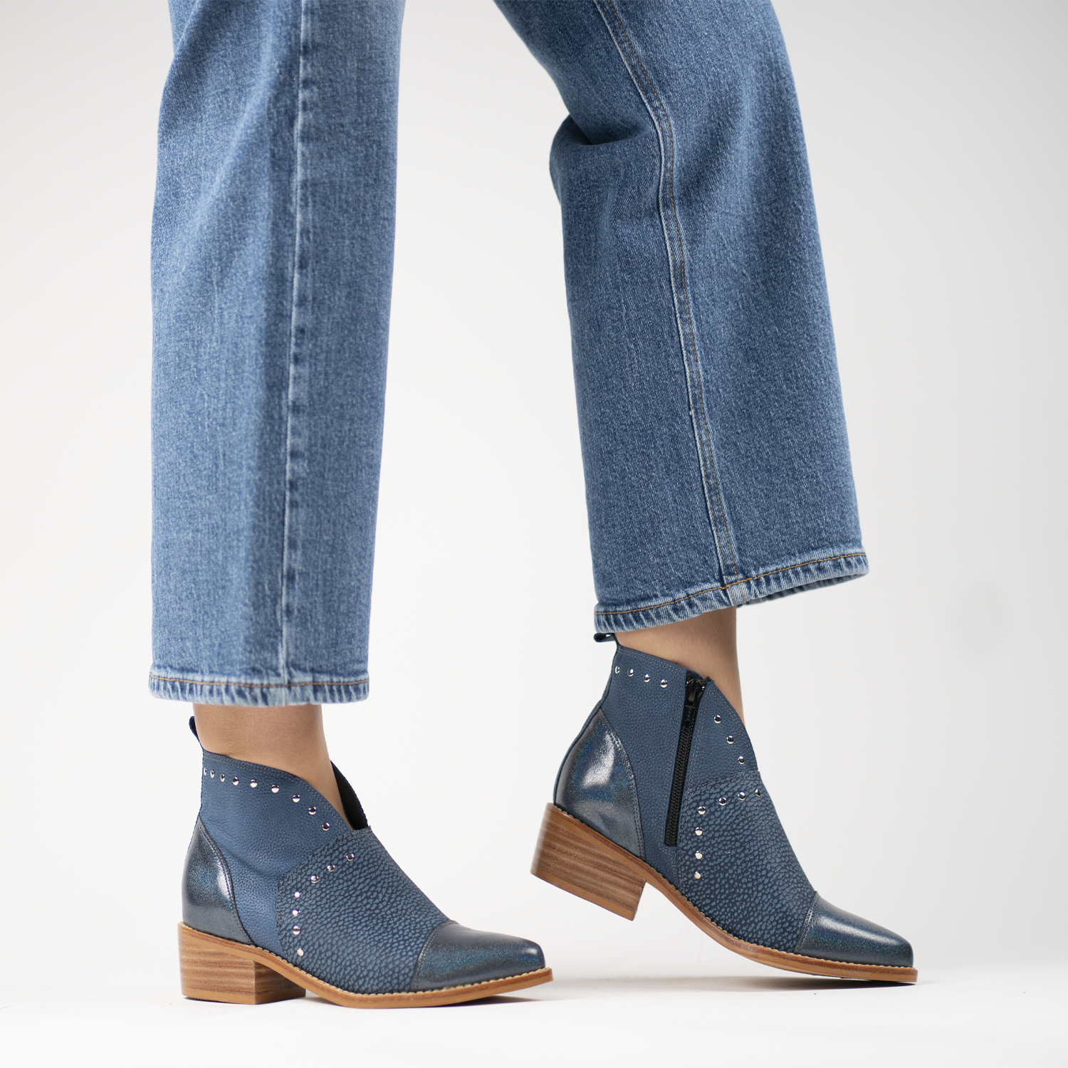 Luana Galactic Blue 3