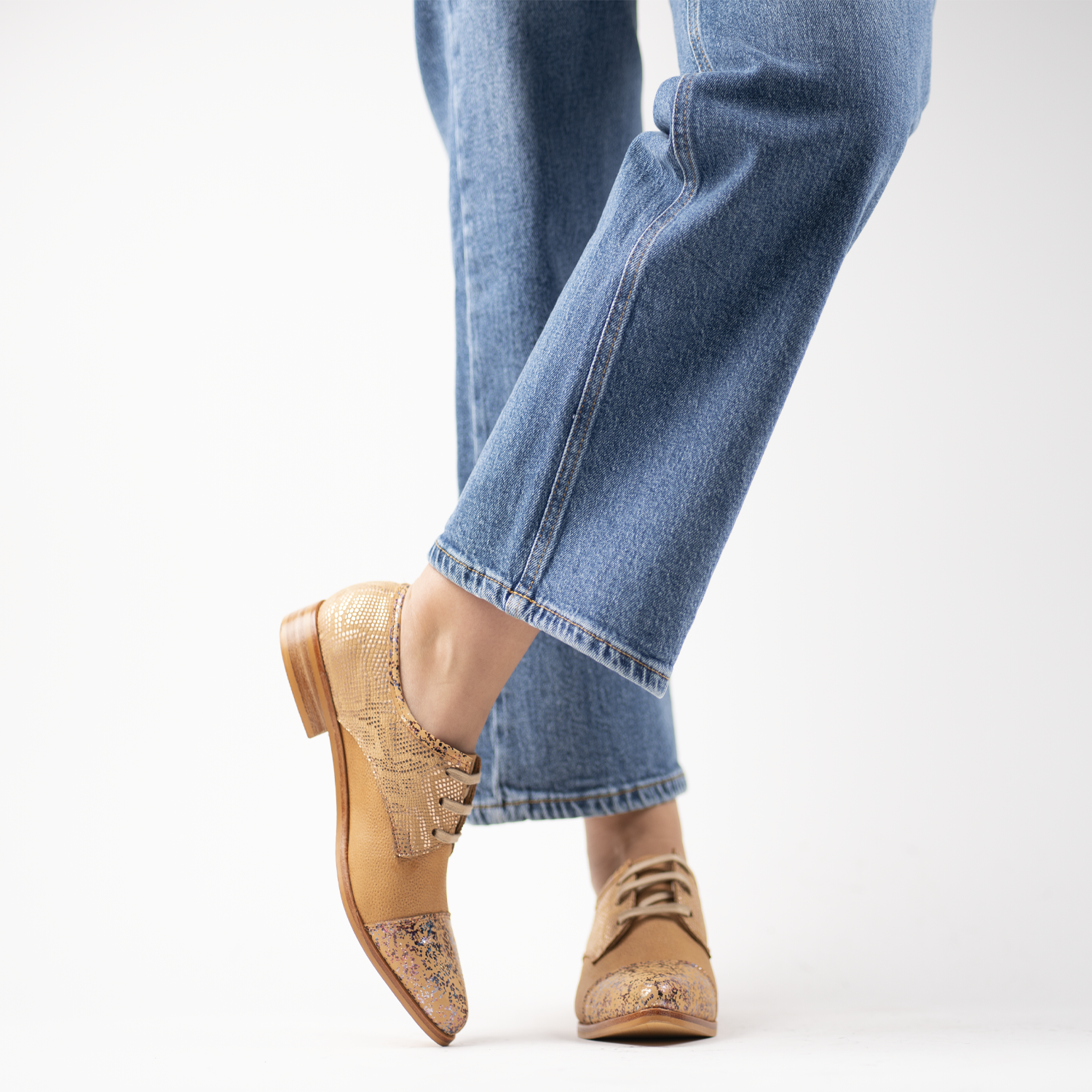 Flavia Honey Camel 7