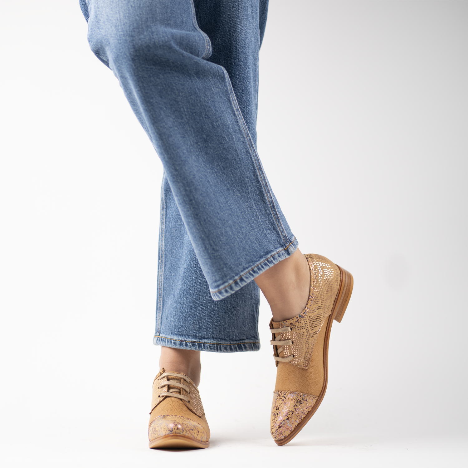 Flavia Honey Camel 6