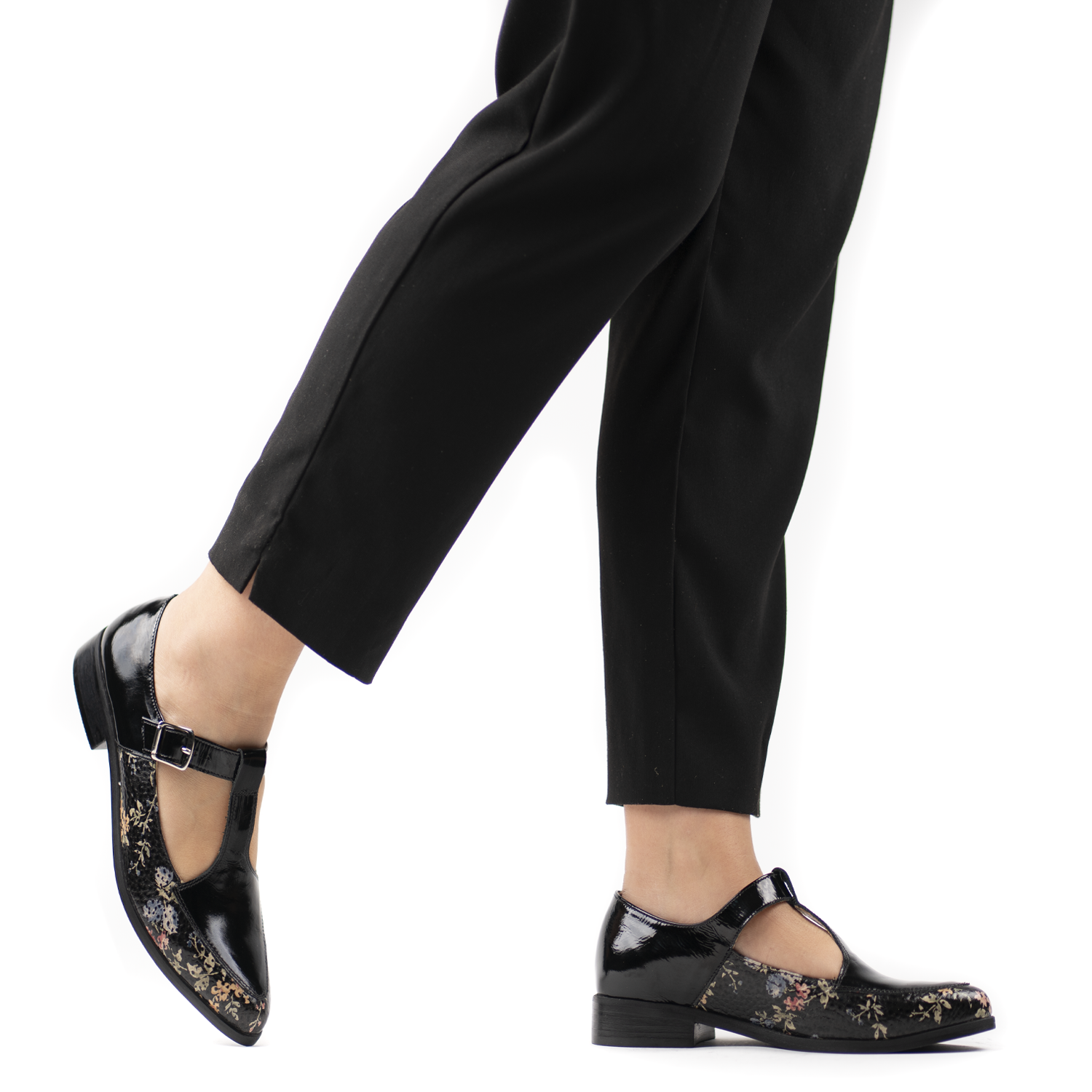 Julieta Black Romance 1