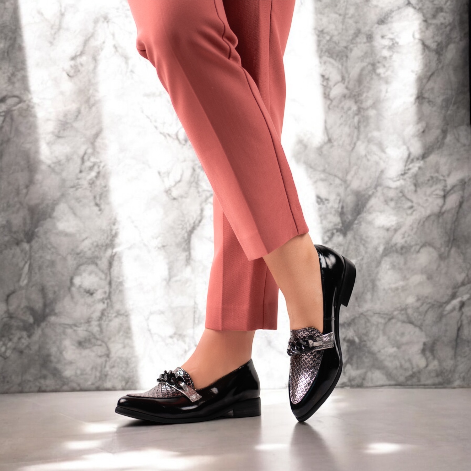 Aurora Dark Silver 2