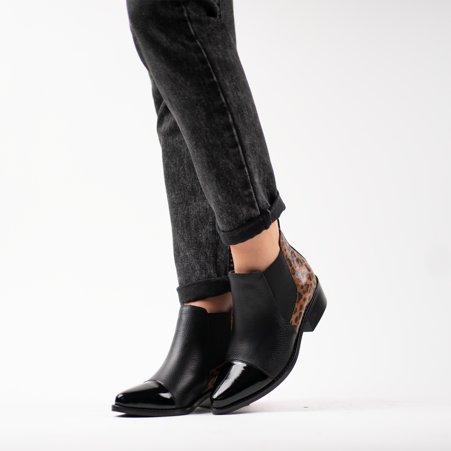 Gales Negro Print 14