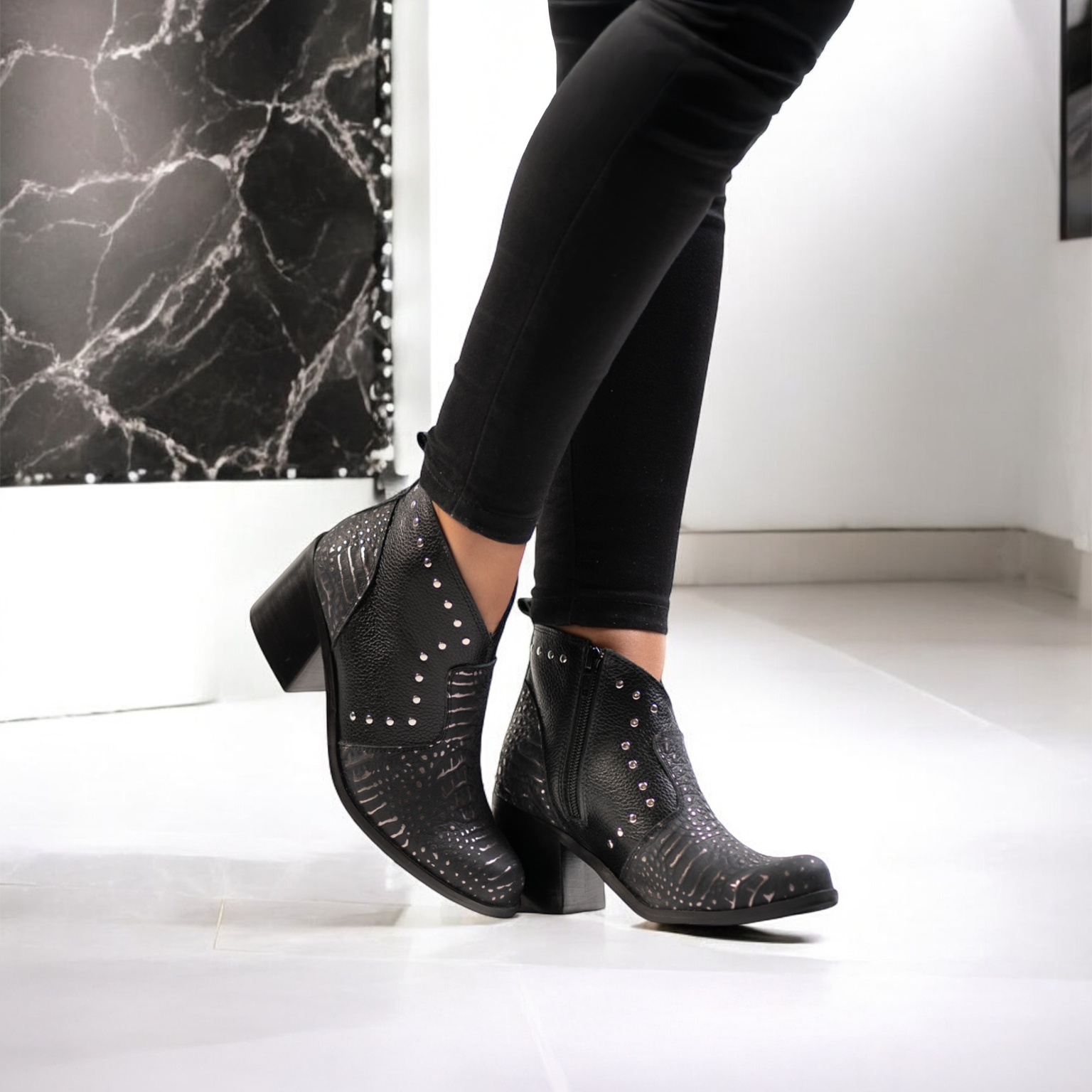 Charlotte Negro Peltre 2