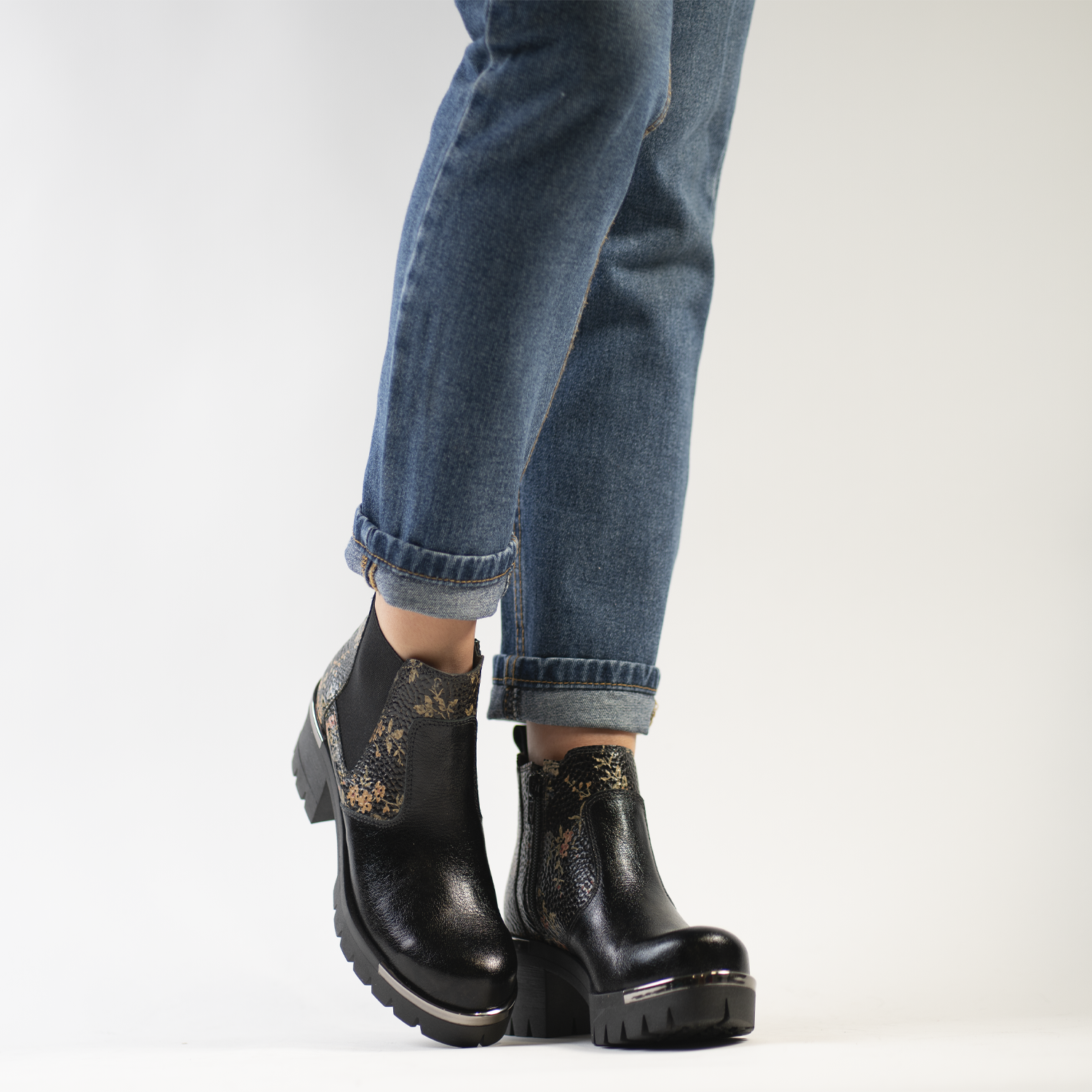 Zoe Black Romance 14