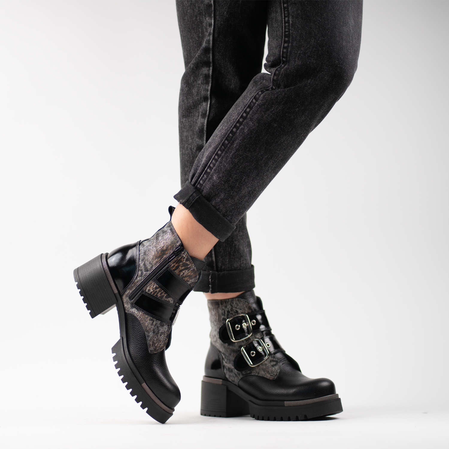 Portugal Wild Black 8