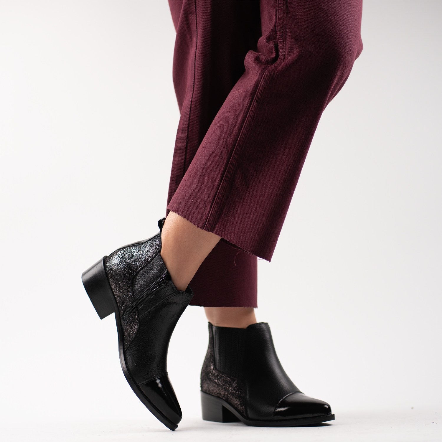 Nicoletta Black Glitter 6