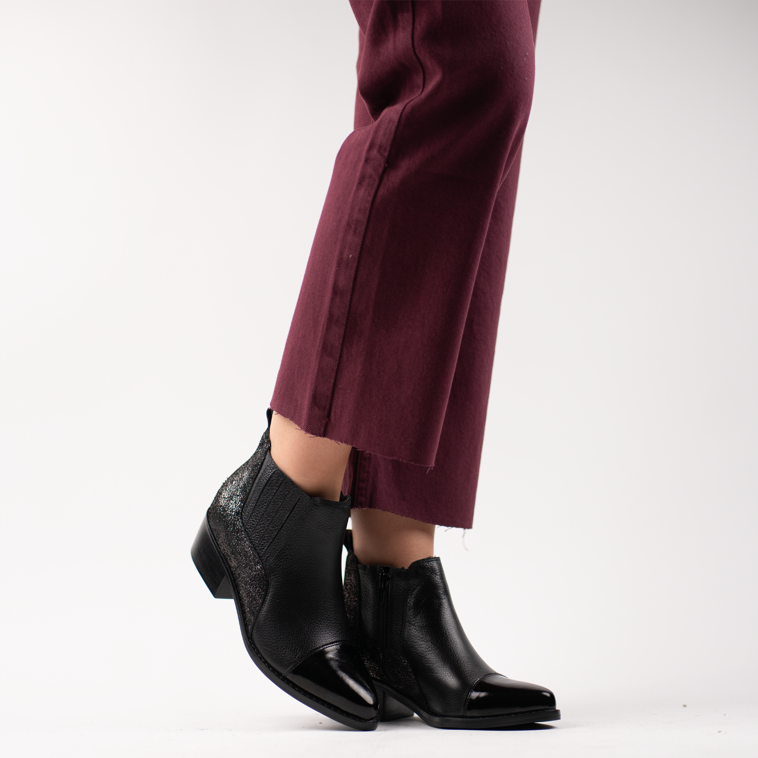 Nicoletta Black Glitter 7