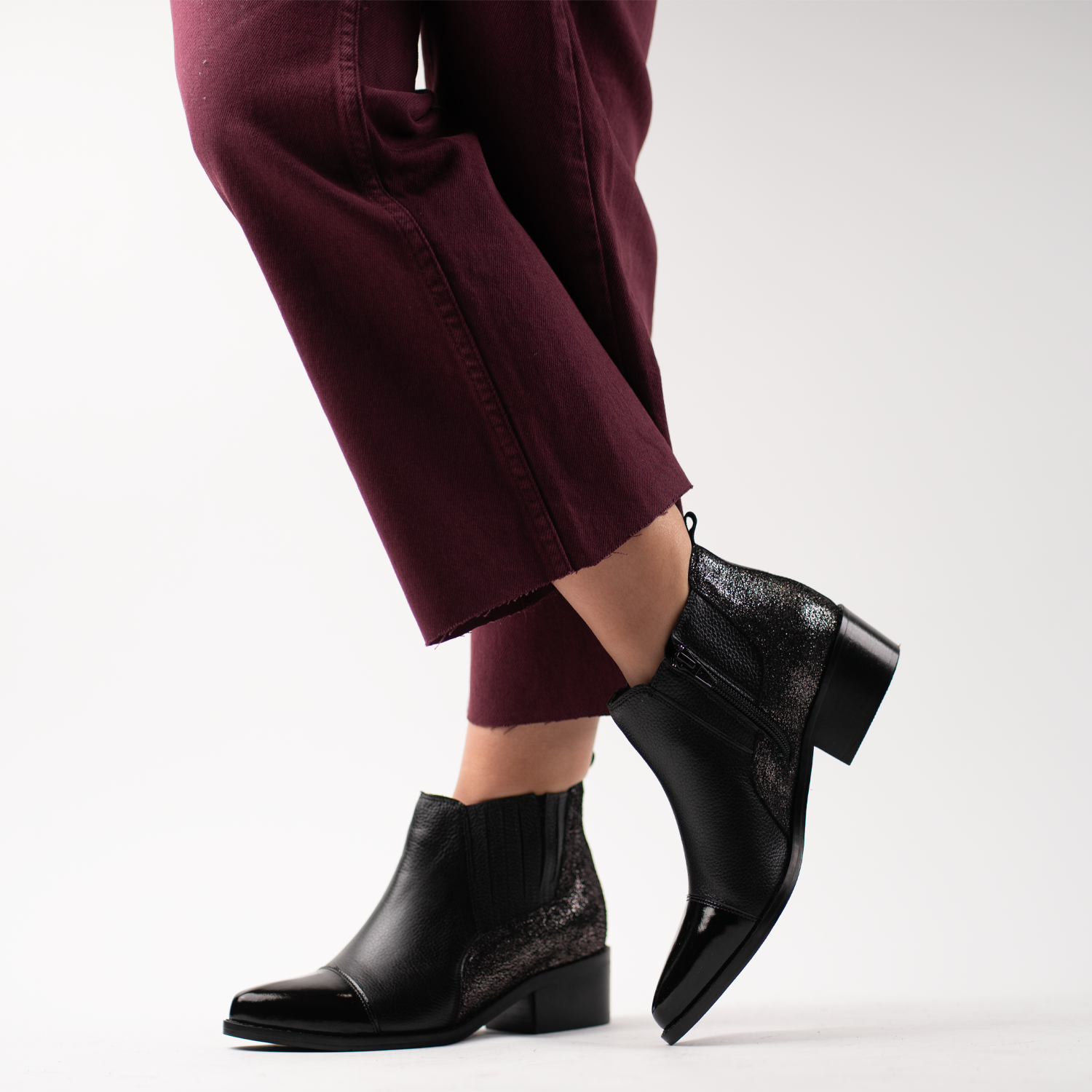 Nicoletta Black Glitter 8