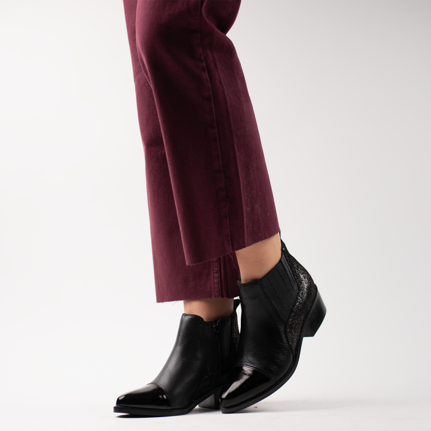 Nicoletta Black Glitter 9