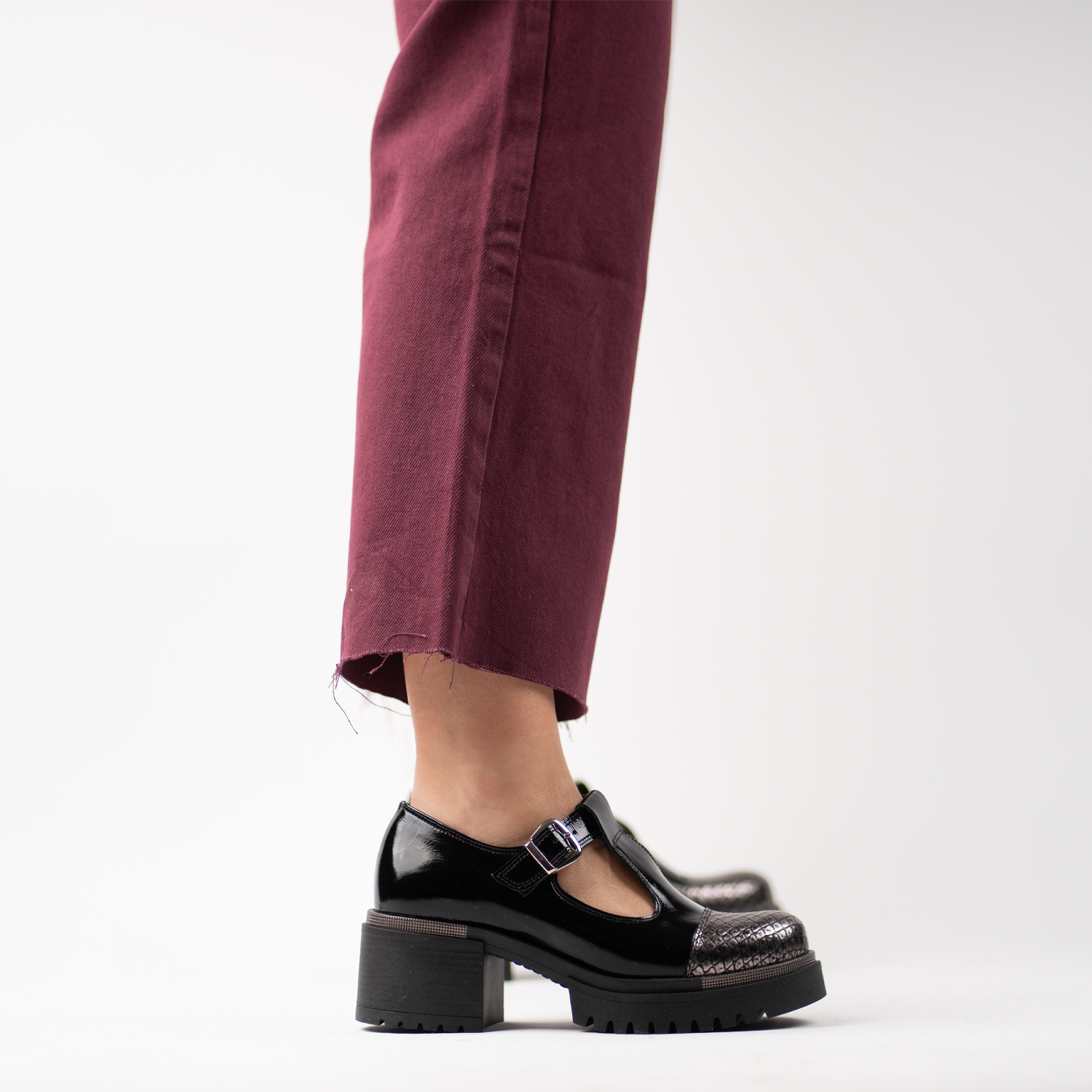 Granada Black Silver 9