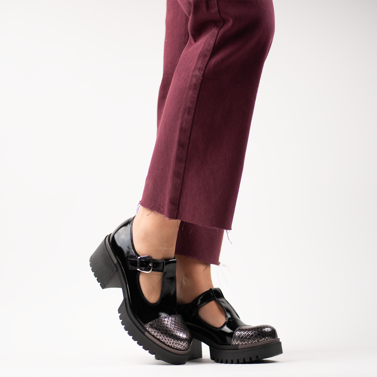 Granada Black Silver 7