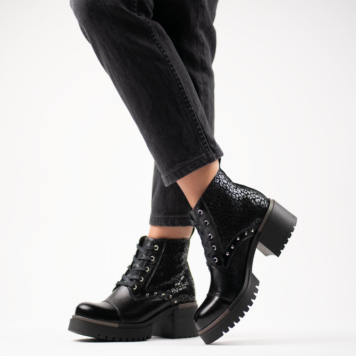 Matilda Black Print 6