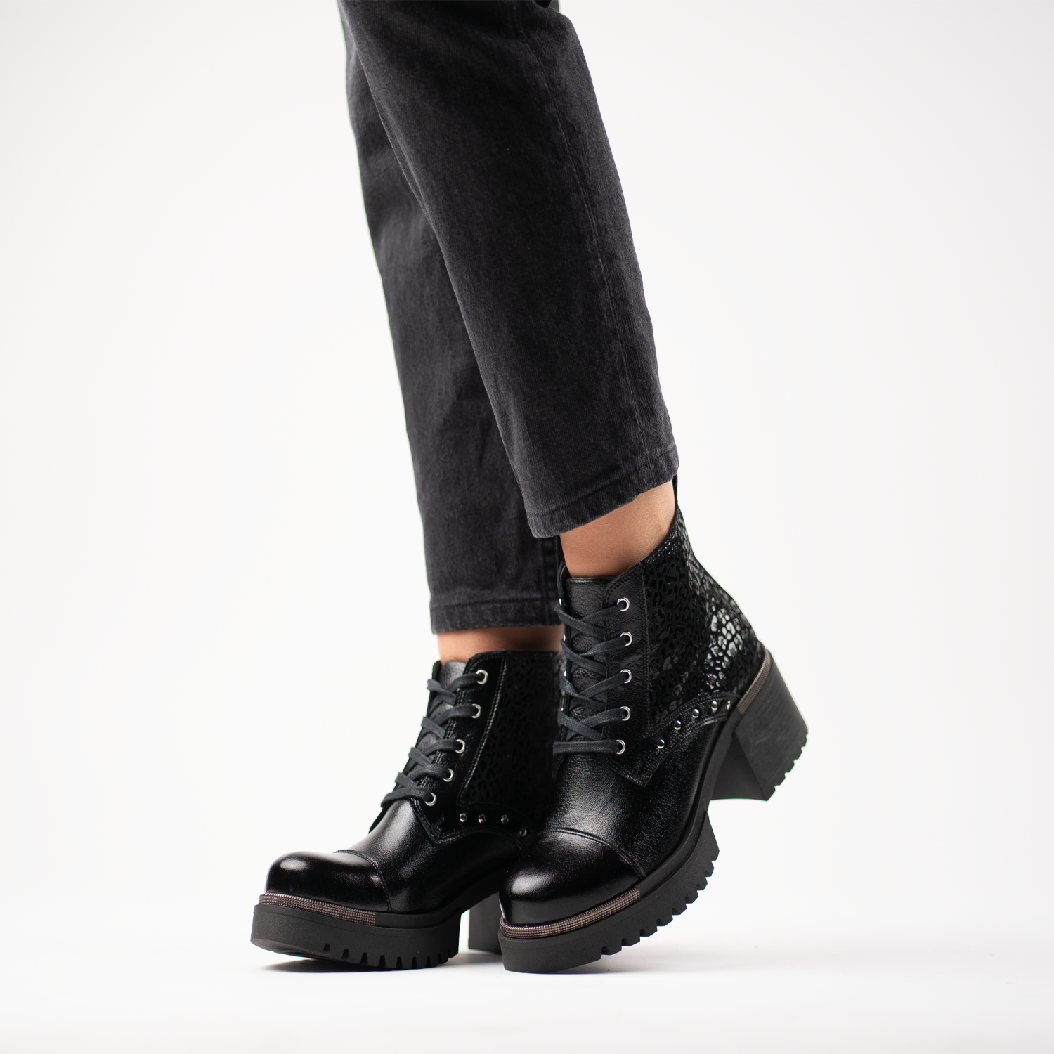 Matilda Black Print 7