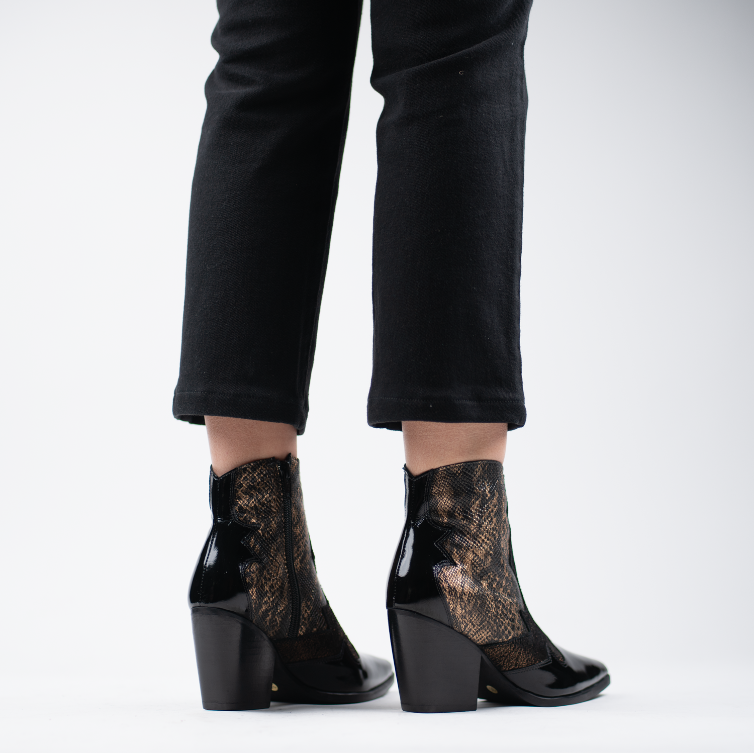 Arizona Negro Bronce  11