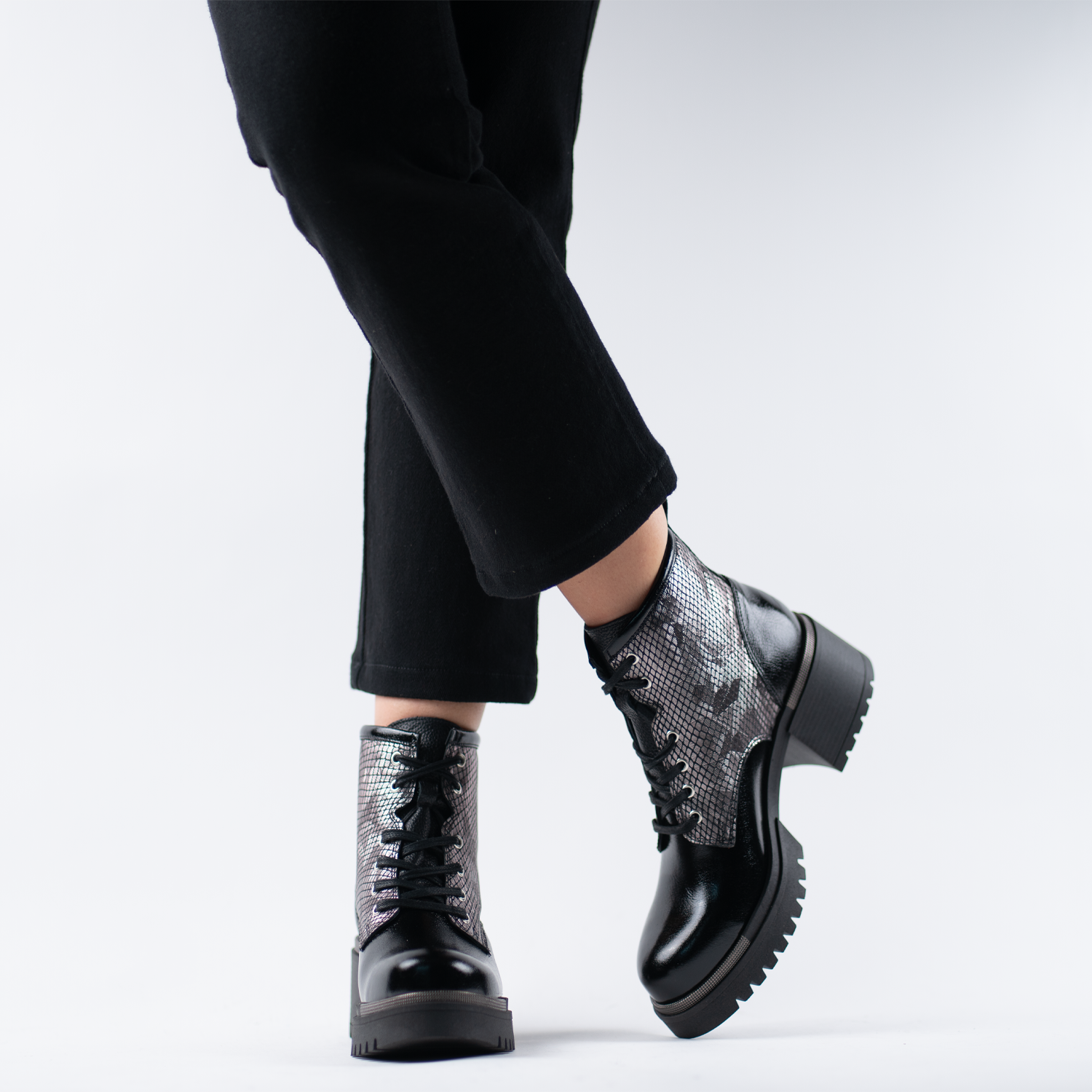 Verona Dark Silver 4