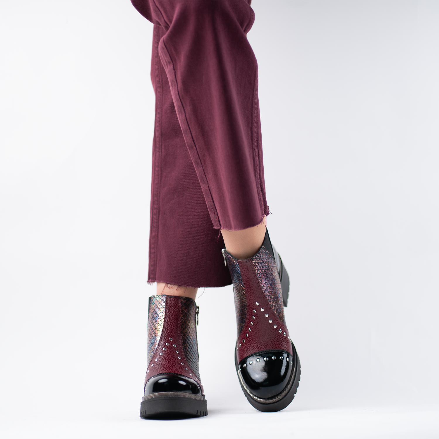 Atenas Bordó Alpha 4