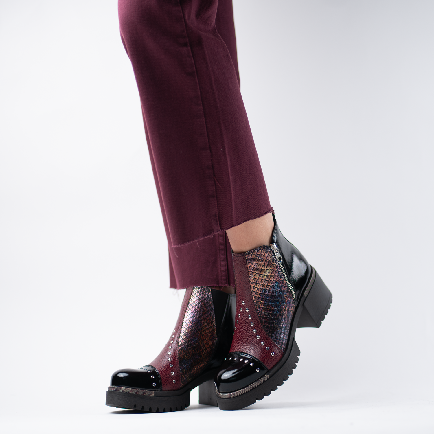 Atenas Bordó Alpha 6