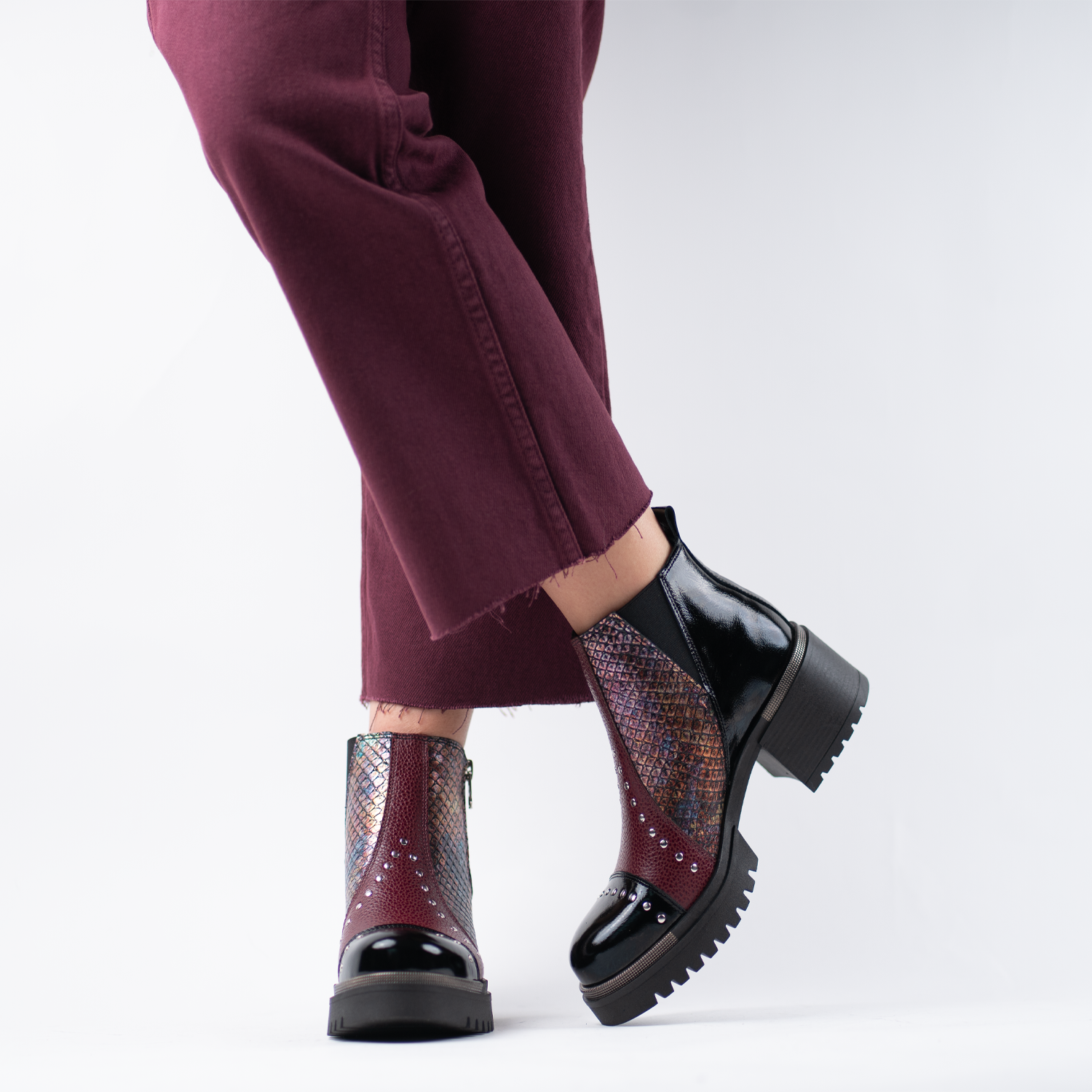 Atenas Bordó Alpha 5