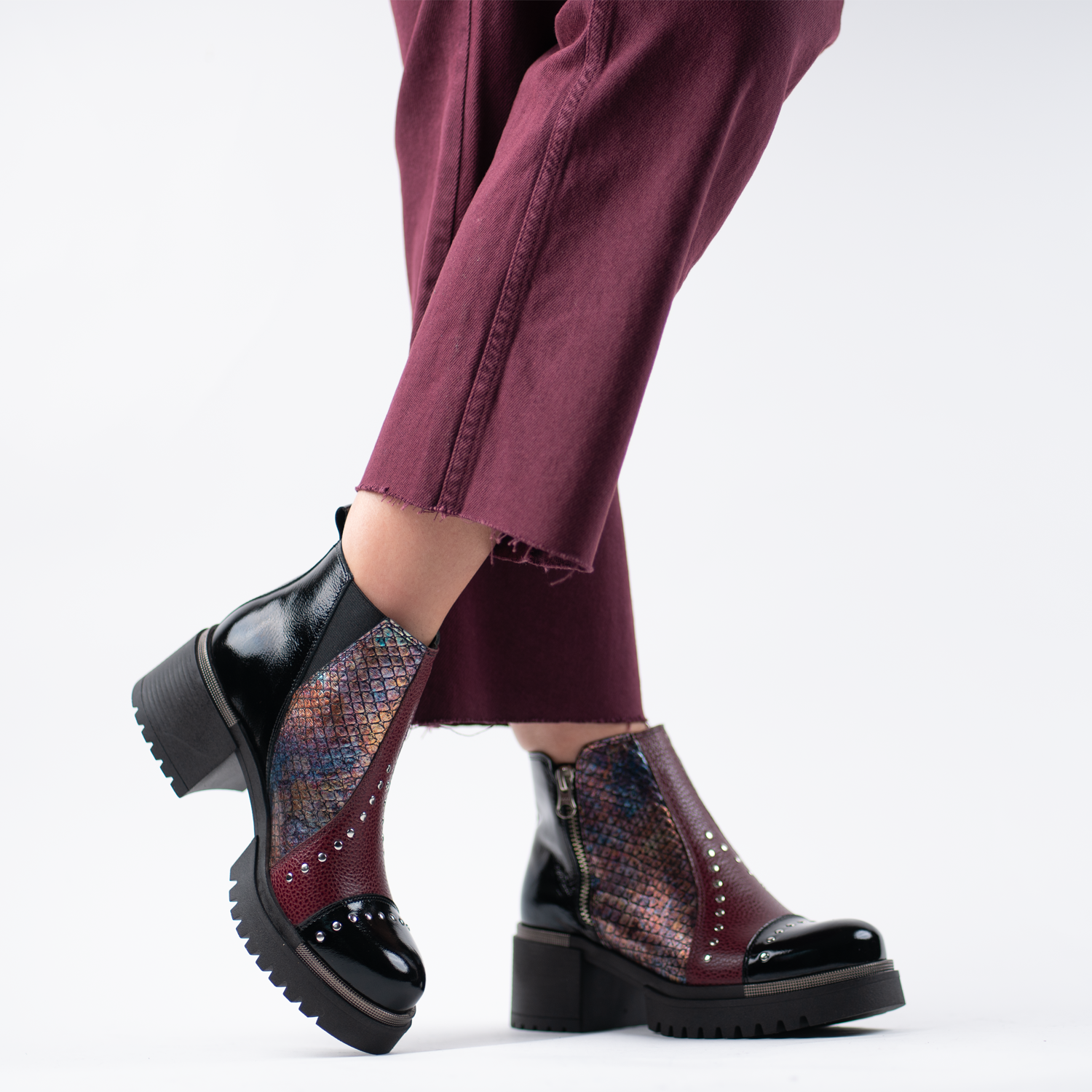 Atenas Bordó Alpha 7