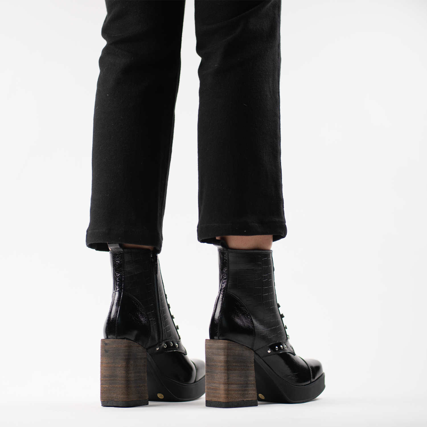 Fiorella Black Luxury 11