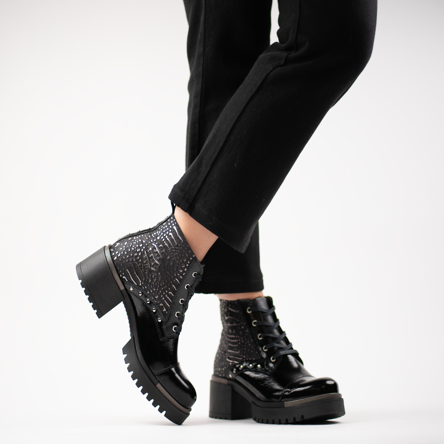 Matilda Negro Peltre 8