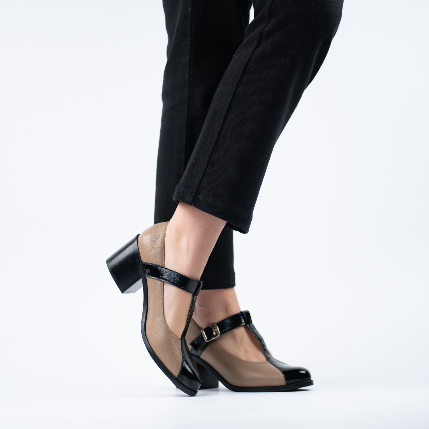 Leonor Latte Black 8