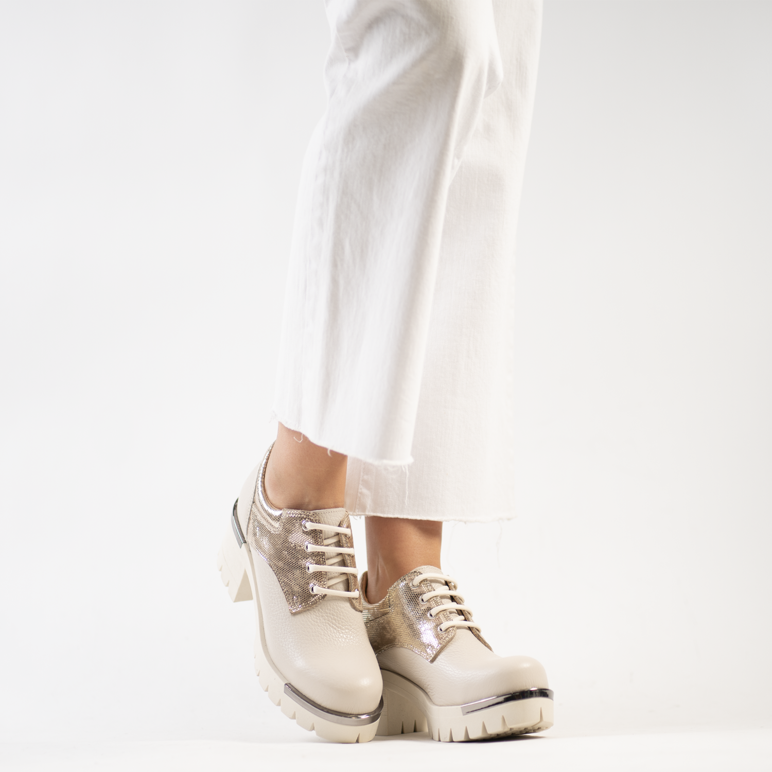 Venecia Sand Gold 16