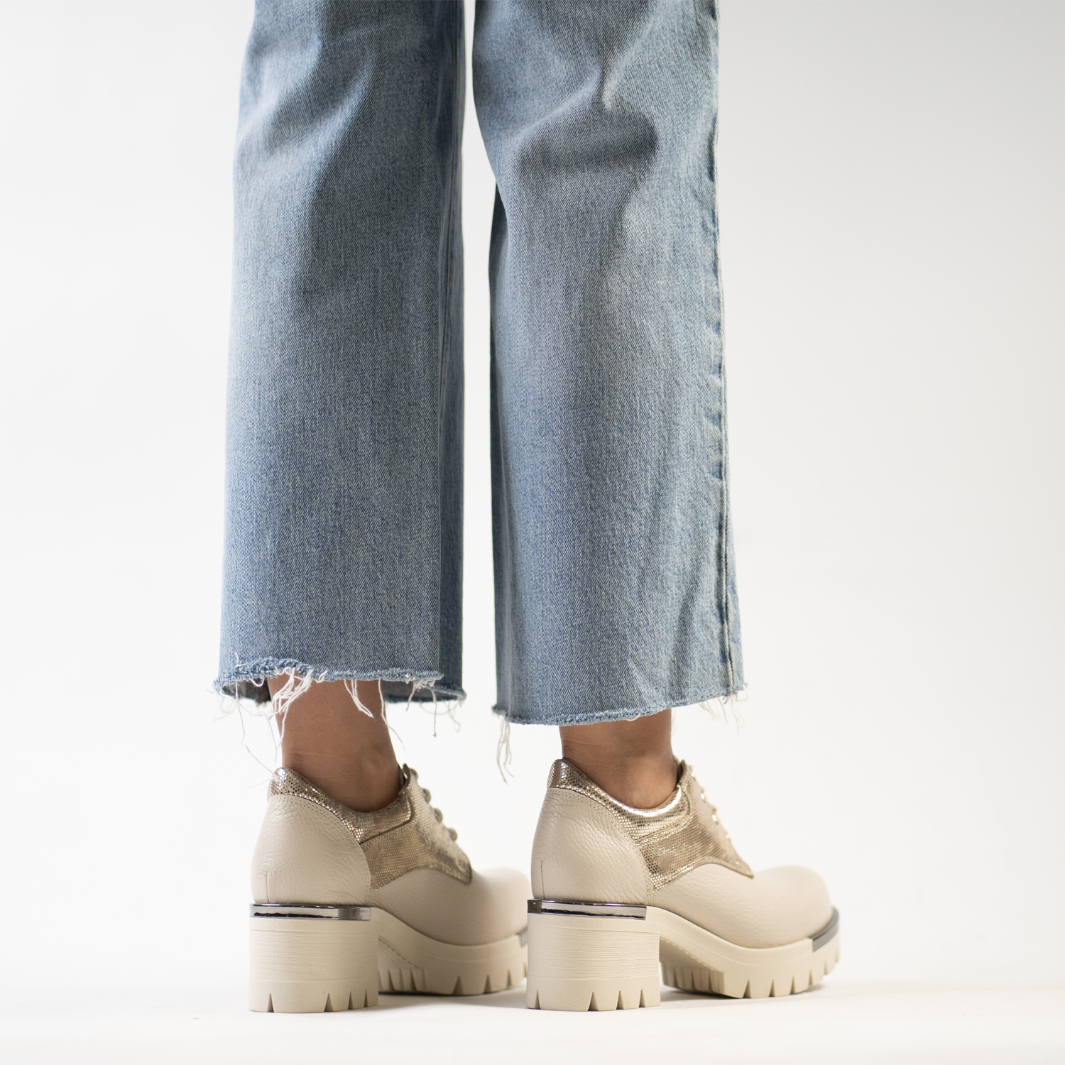 Venecia Sand Gold 10