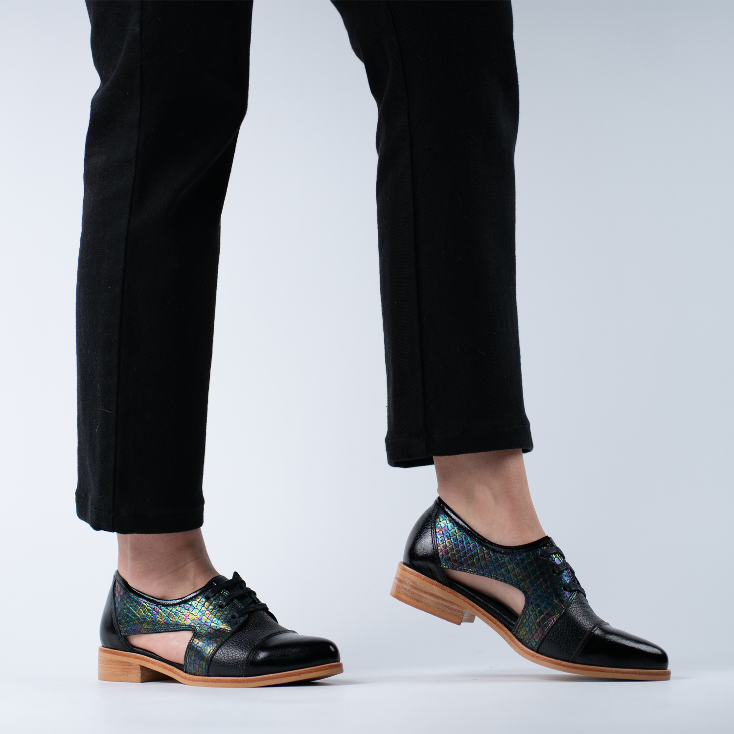 Eva Negro Tornasol 2