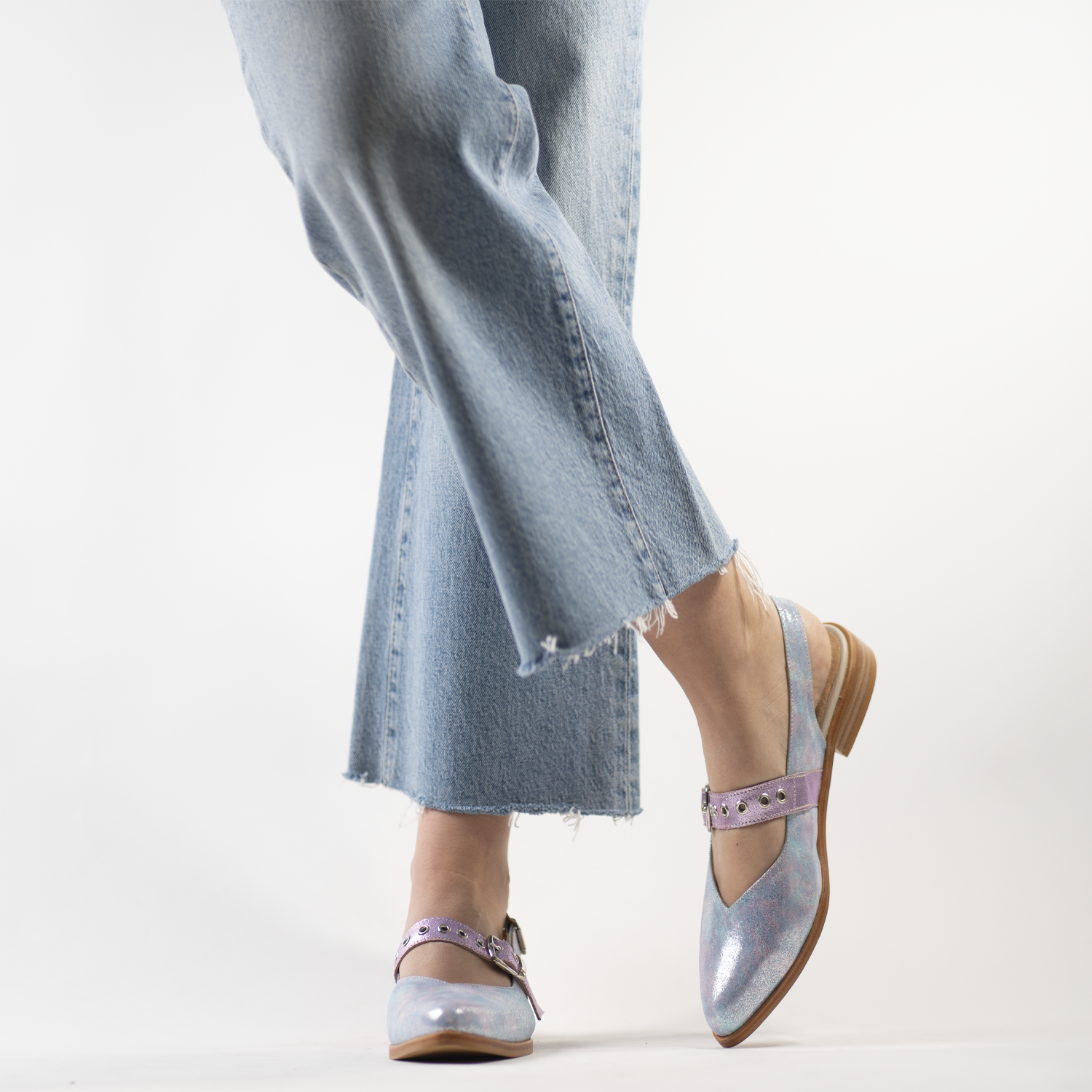 Amelia Pink Cloud 11