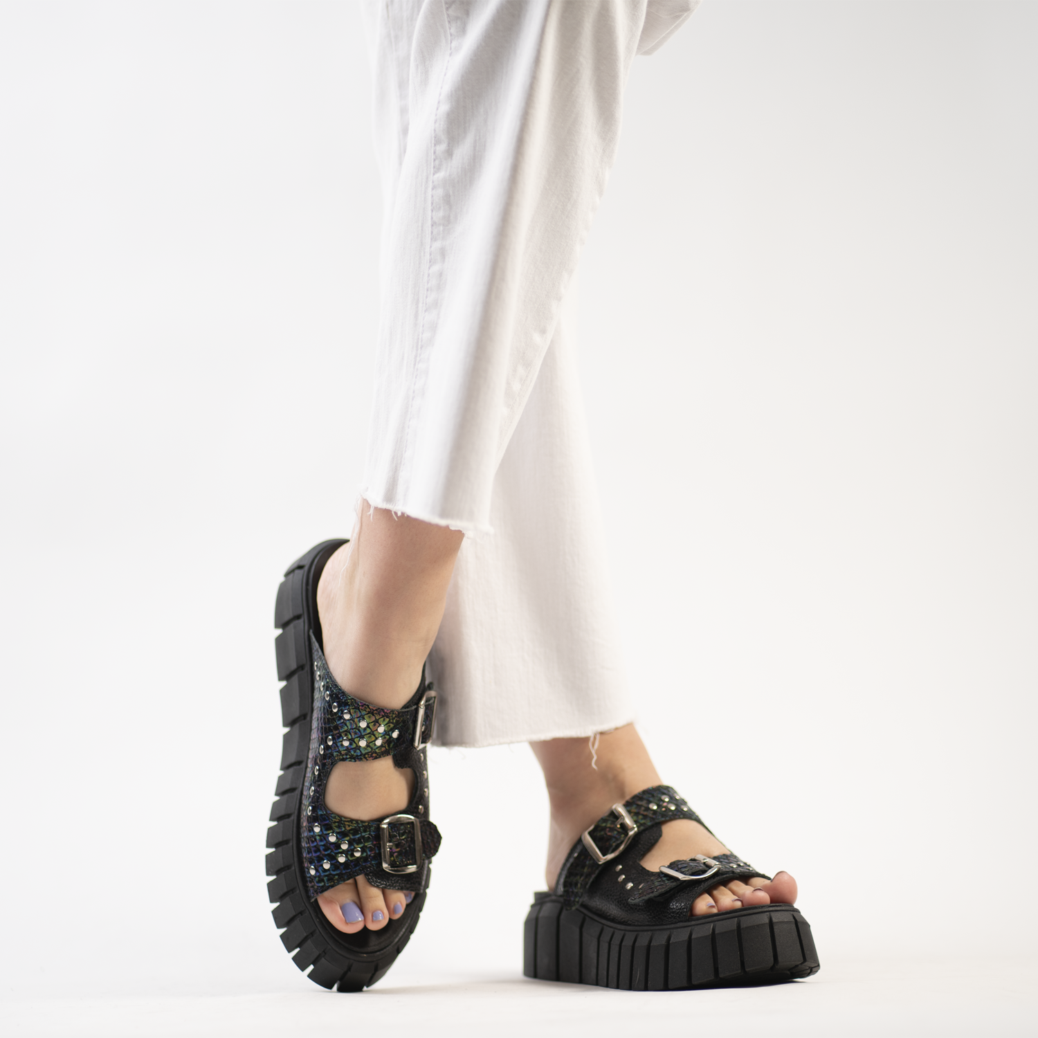 Amalfi Negro Tornasol 6