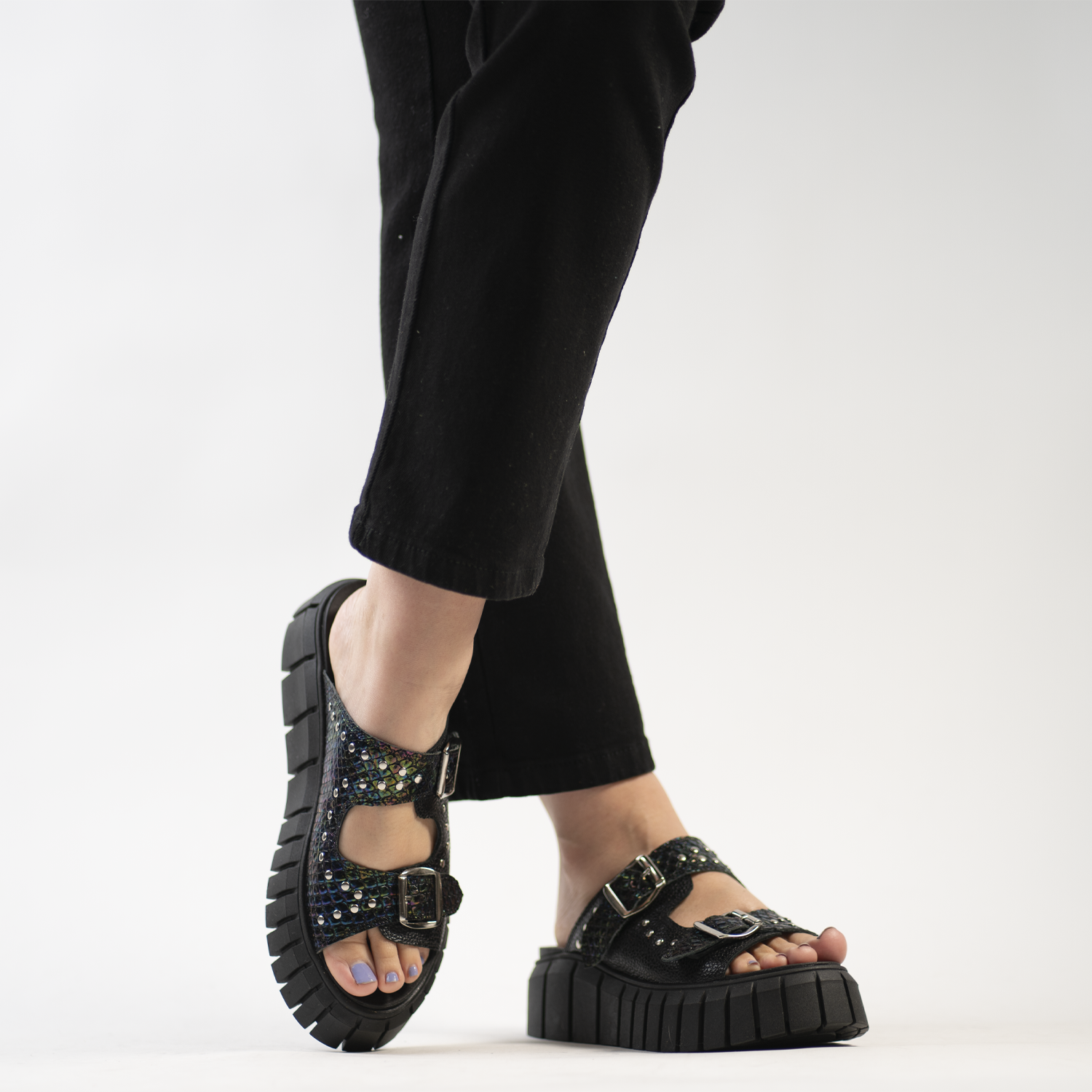 Amalfi Negro Tornasol 13