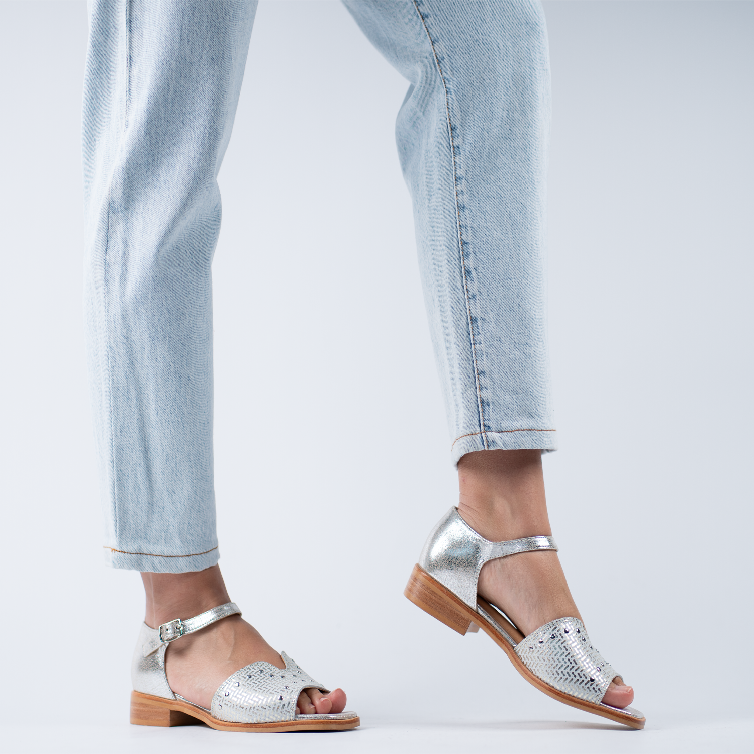 Ginebra White Gold 2