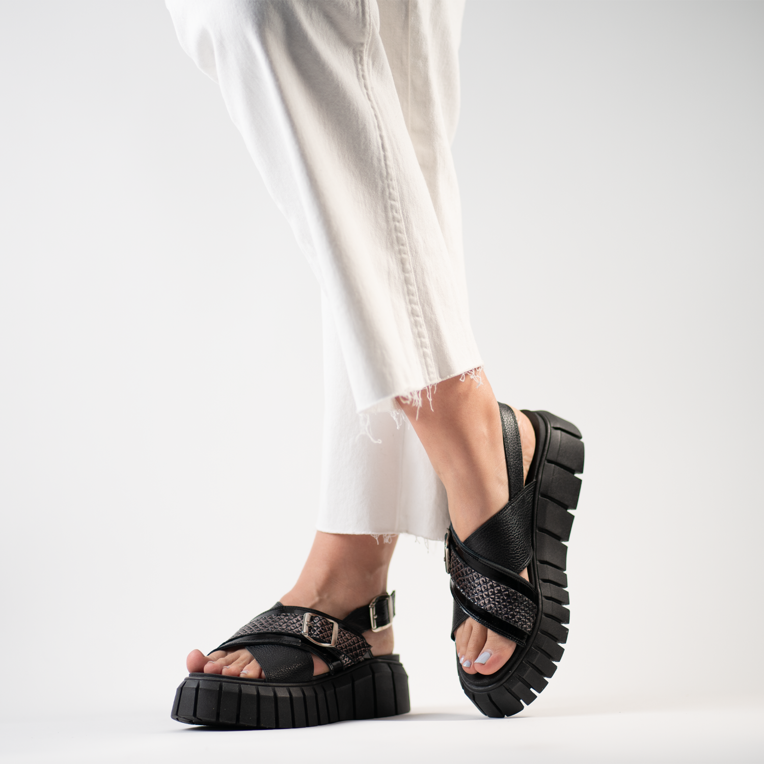 Chiara Black Silver 9