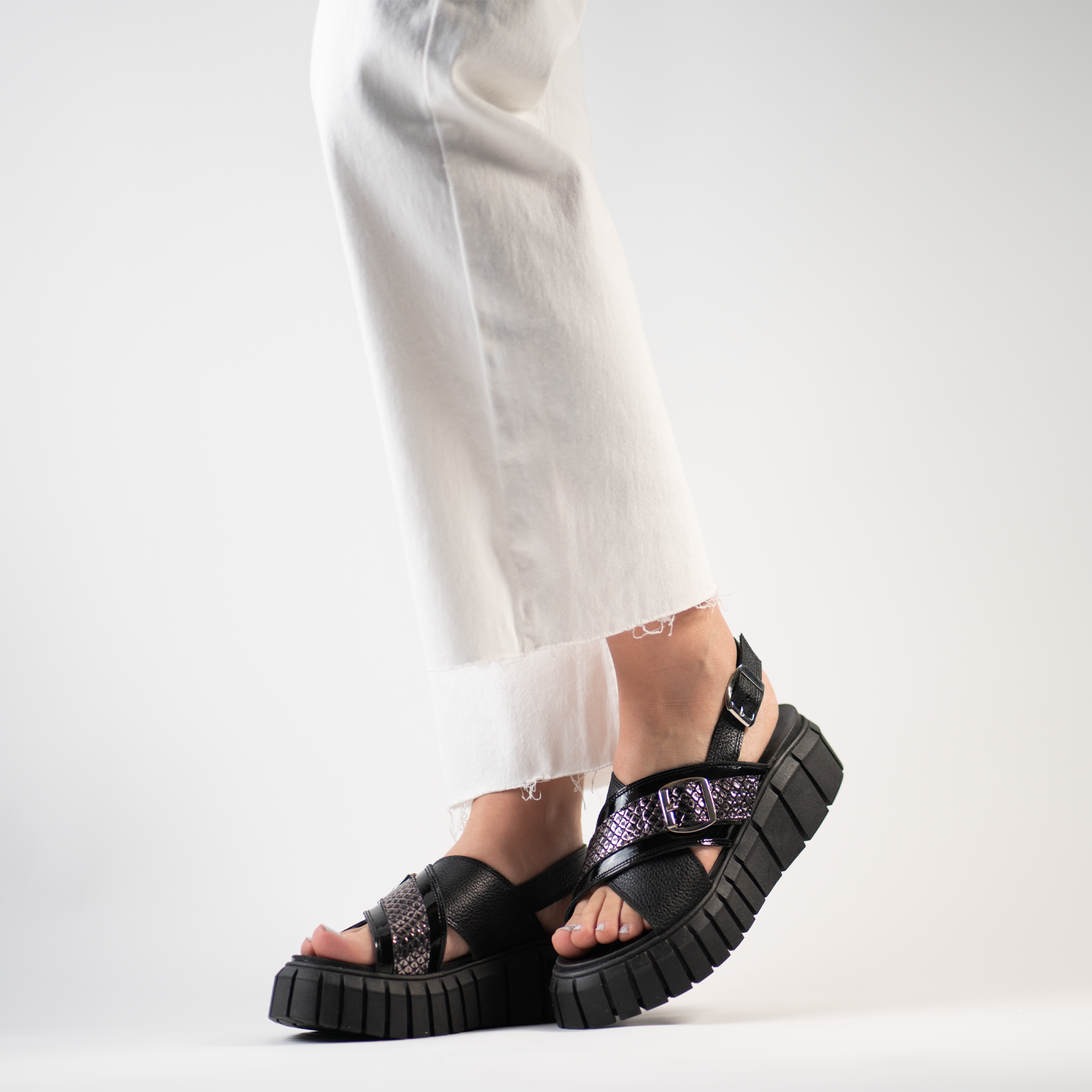 Chiara Black Silver 10