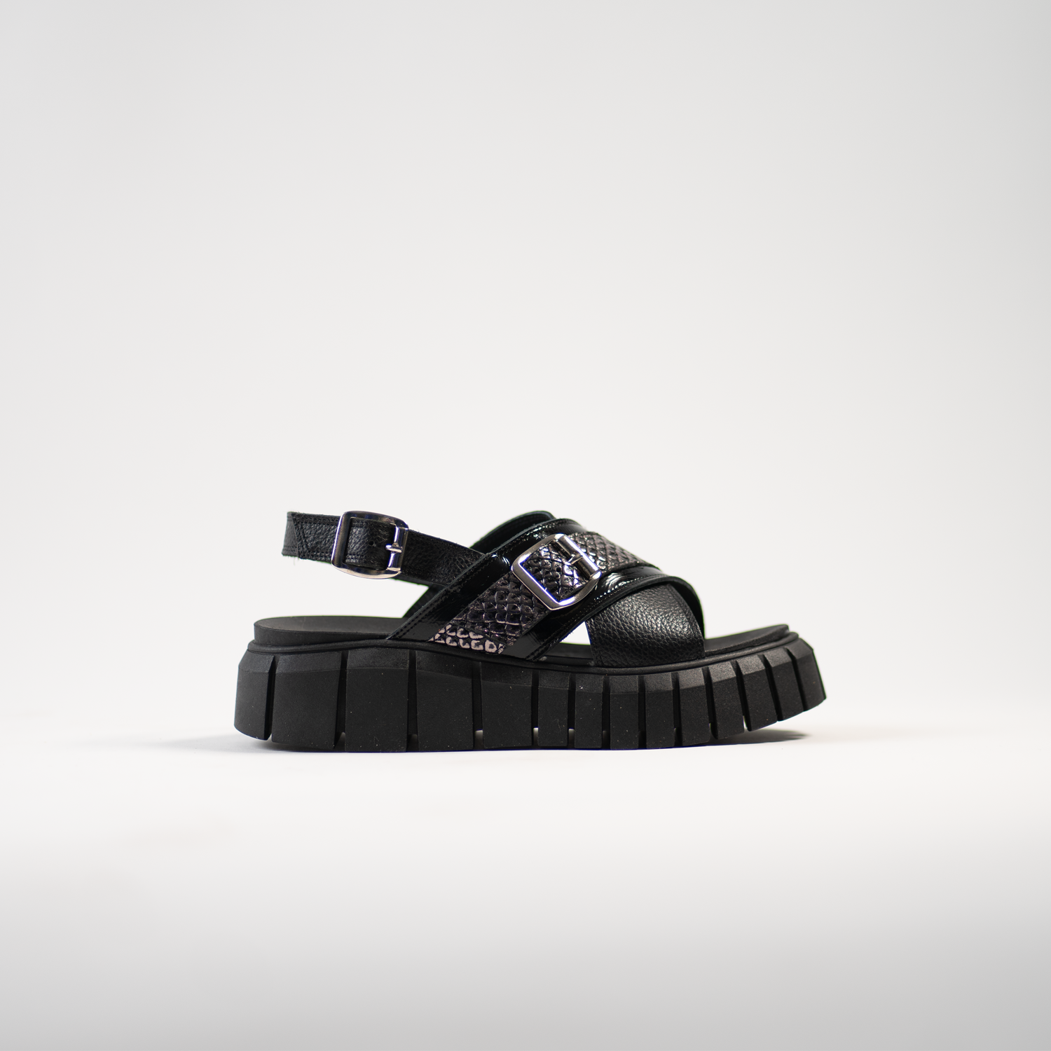 Chiara Black Silver 11