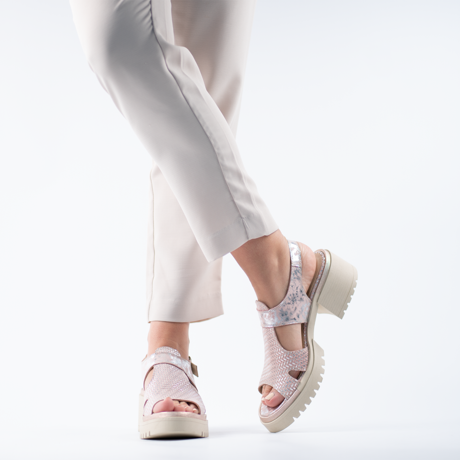 Ferrara Pink Light 5